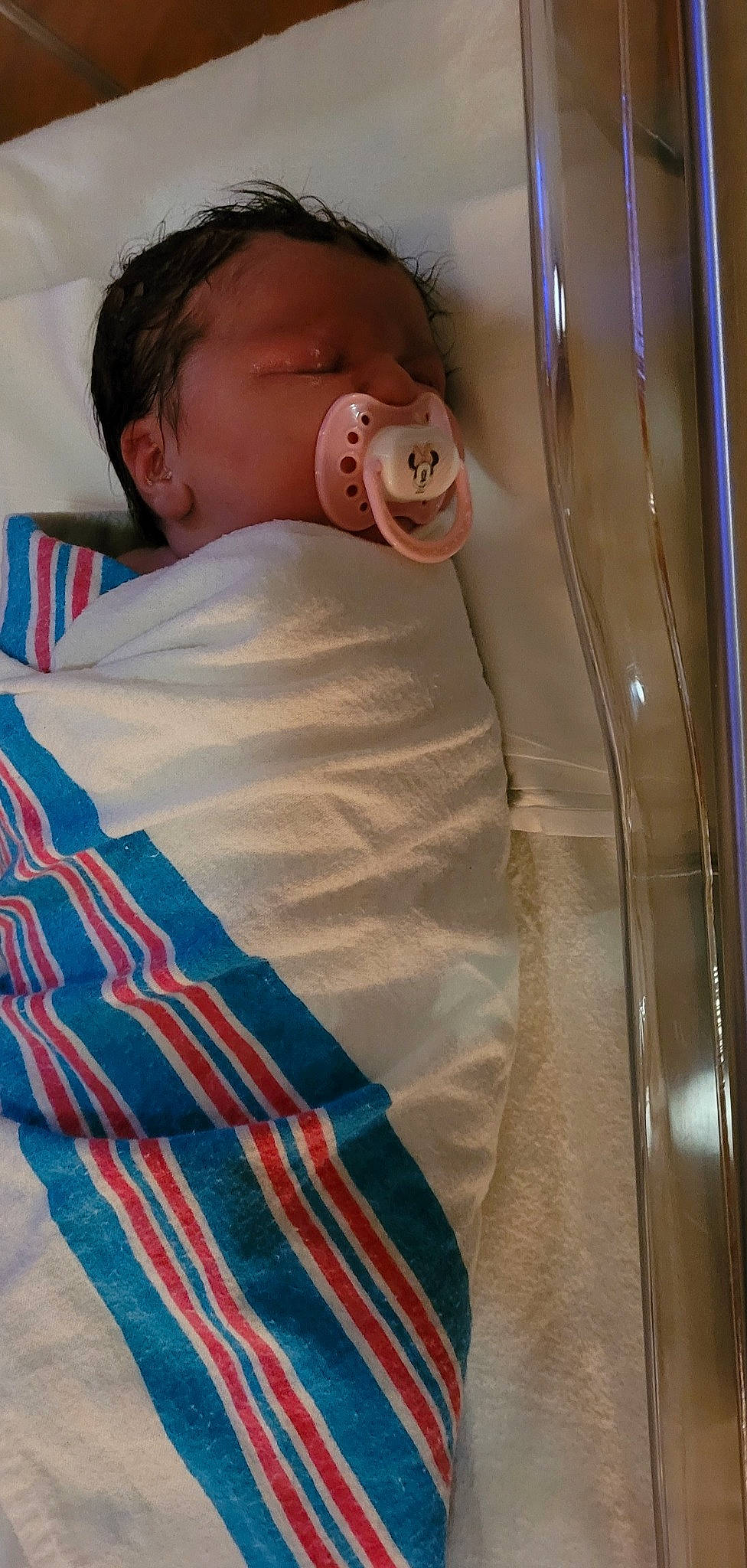 Ariella joined the competition — help win amazing prizes! baby, baby_products, baby_safety, baby_sleeping, baby_toddler_clothing, bed, bed_sheet, bedding, bedtime, blanket, child, comfort, glass, linens, pattern, person, room, sleeve, stairs, textile