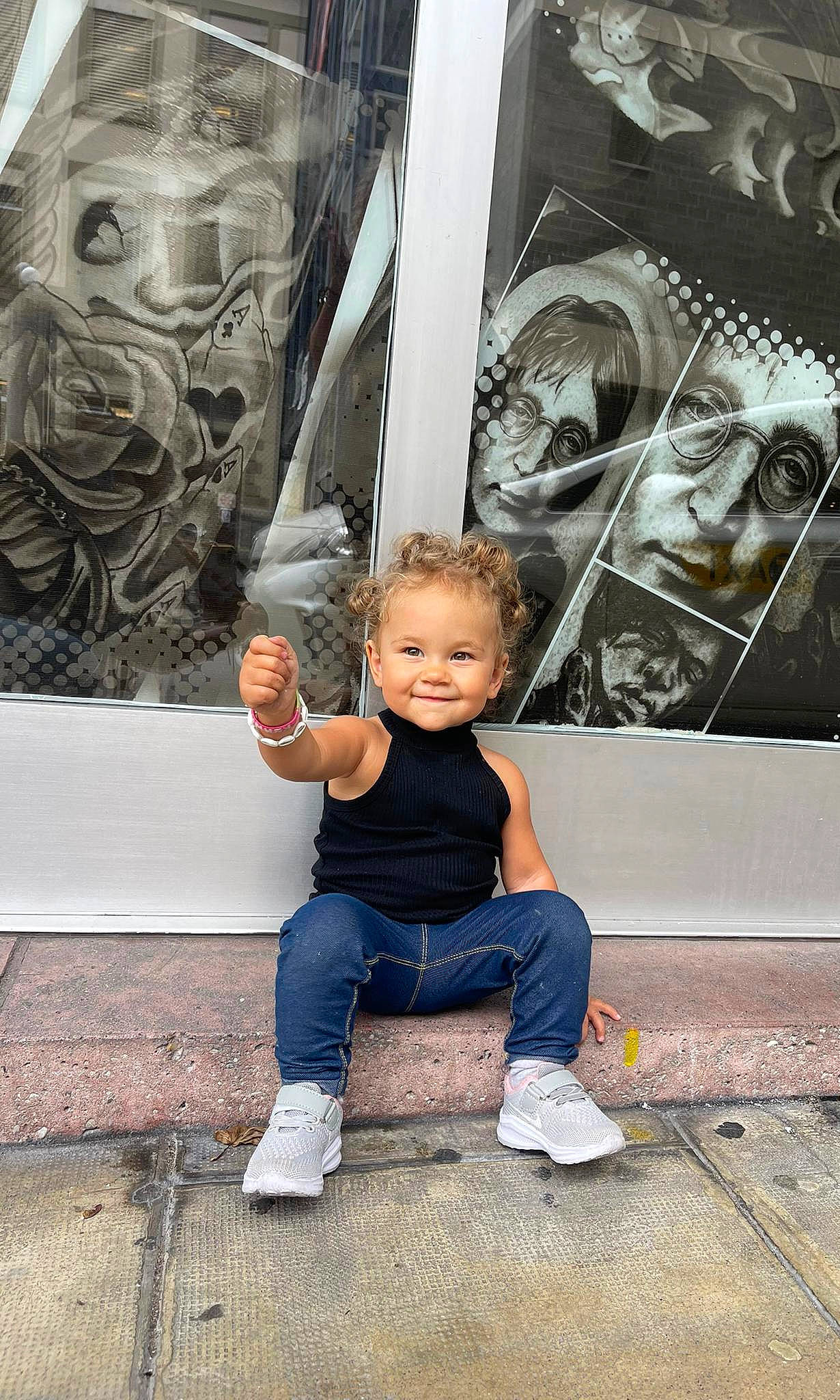 Kyara participe au concours pour gagner de l'argent avec cette photo : art, automotive_wheel_system, beauty, flash_photography, fun, happy, human, jeans, joy, leisure, mural, painting, person, shoe, sitting, smile, sneakers, stock_photography, style, toddler