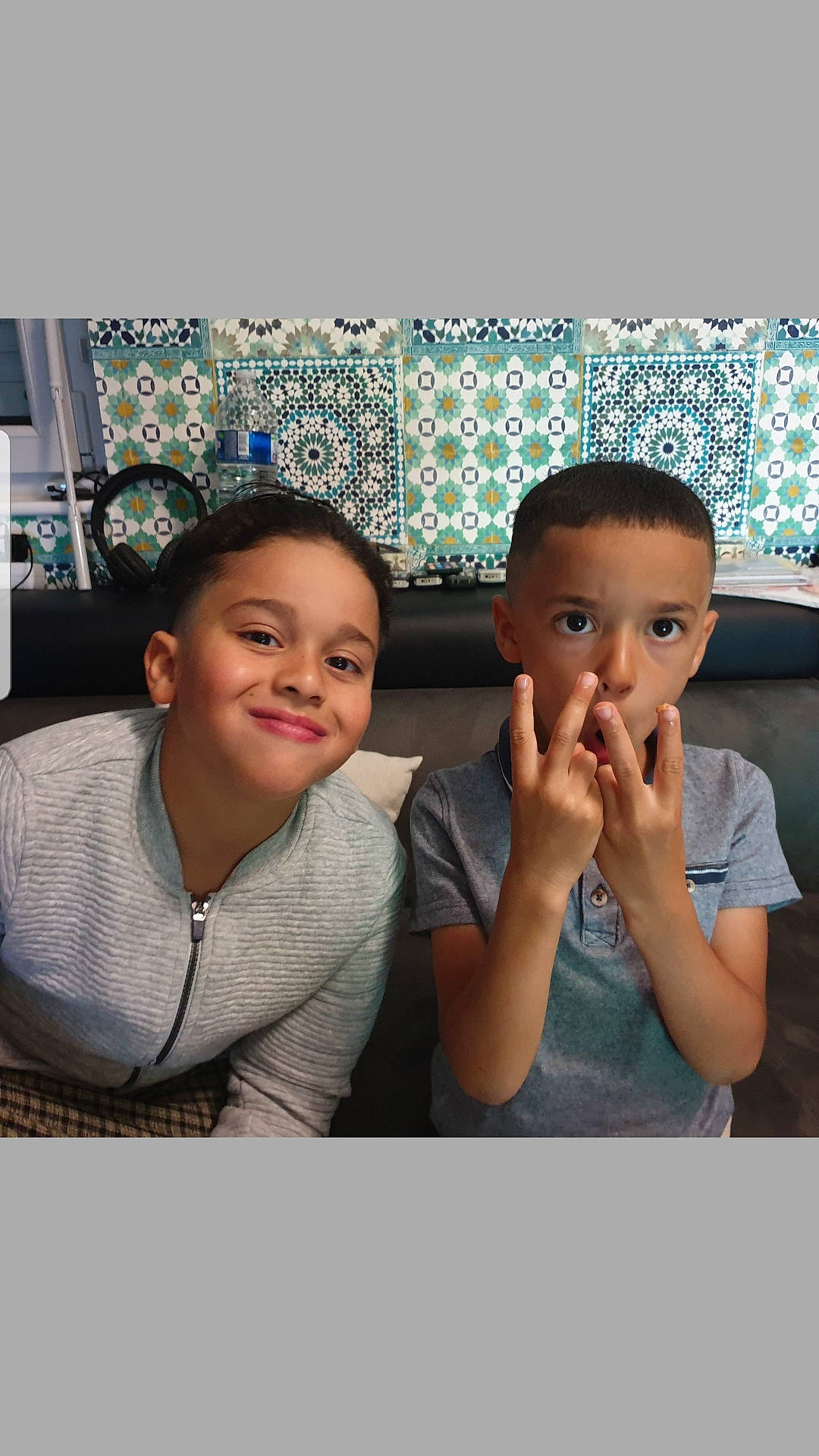 Mounir a rejoint le concours — aidez-le/la à gagner de superbes lots ! arm, baby, baby_toddler_clothing, child, ear, eye, gesture, happy, head, joy, mouth, nose, person, sweater, toddler, tooth