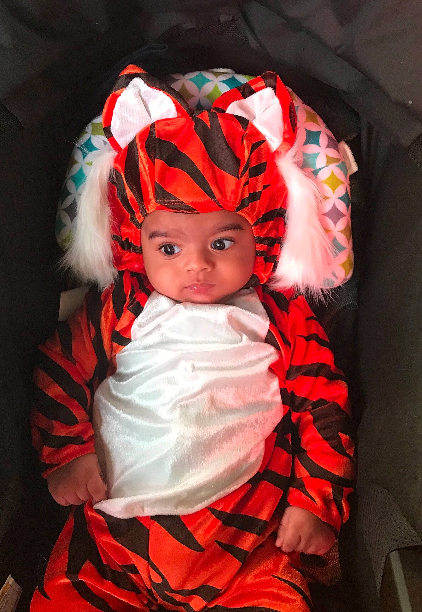 Neil is registered to the contest to win money with this photo: child, costume, fun, girl, hair_accessory, headgear, headwear, person, pink, product, red, toddler