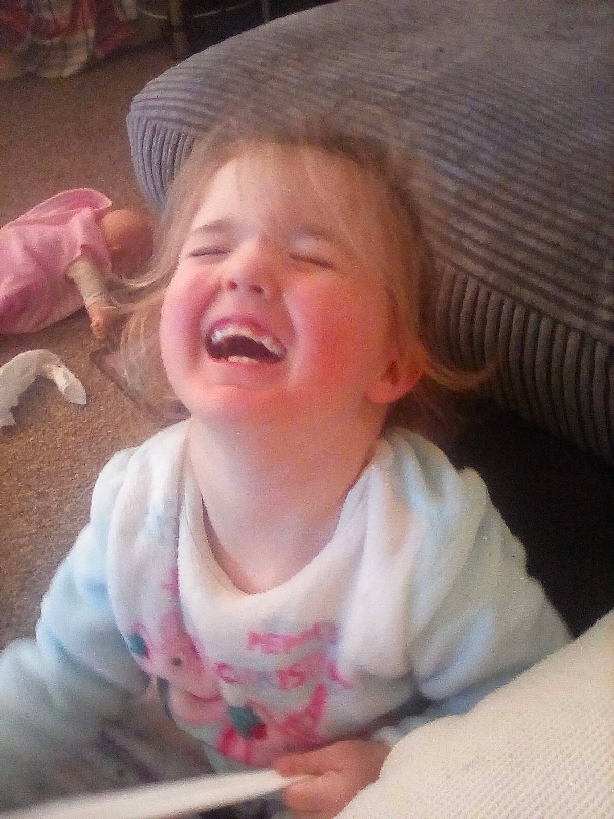 Orla is registered to the contest to win money with this photo: cheek, chin, comfort, ear, eye, eyebrow, face, facial_expression, head, human_body, iris, jaw, lip, mouth, neck, nose, person, skin, sleeve, smile