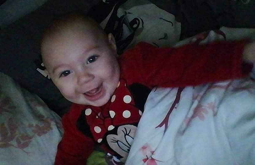 Olivia participe au concours pour gagner de l'argent avec cette photo : baby, baby_toddler_clothing, cheek, chin, ear, eye, eyebrow, face, flash_photography, hair, happy, head, human_body, iris, joy, lip, mouth, nose, person, skin