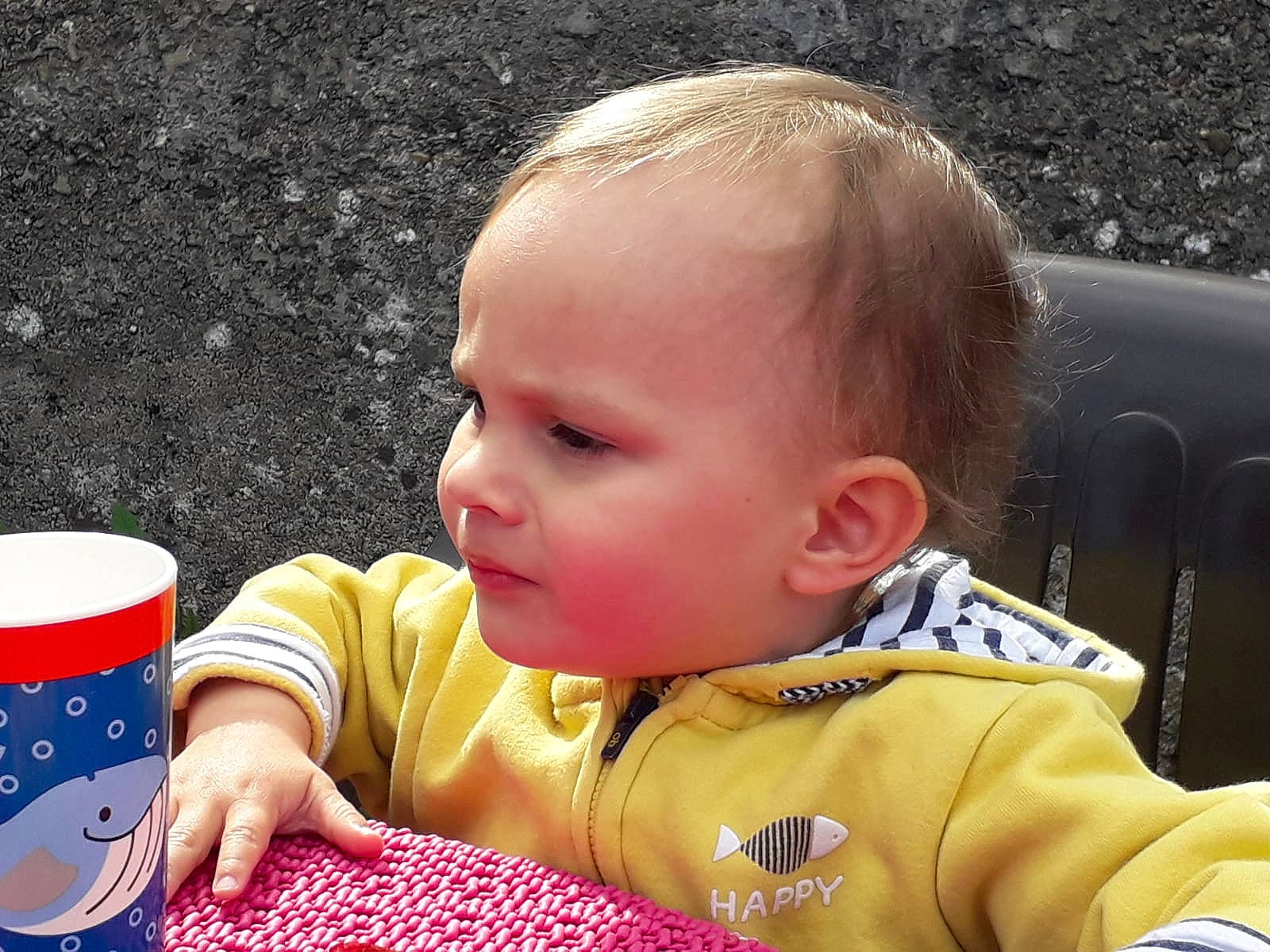 Gabriel participe au concours pour gagner de l'argent avec cette photo : baby, cheek, child, nose, person, toddler