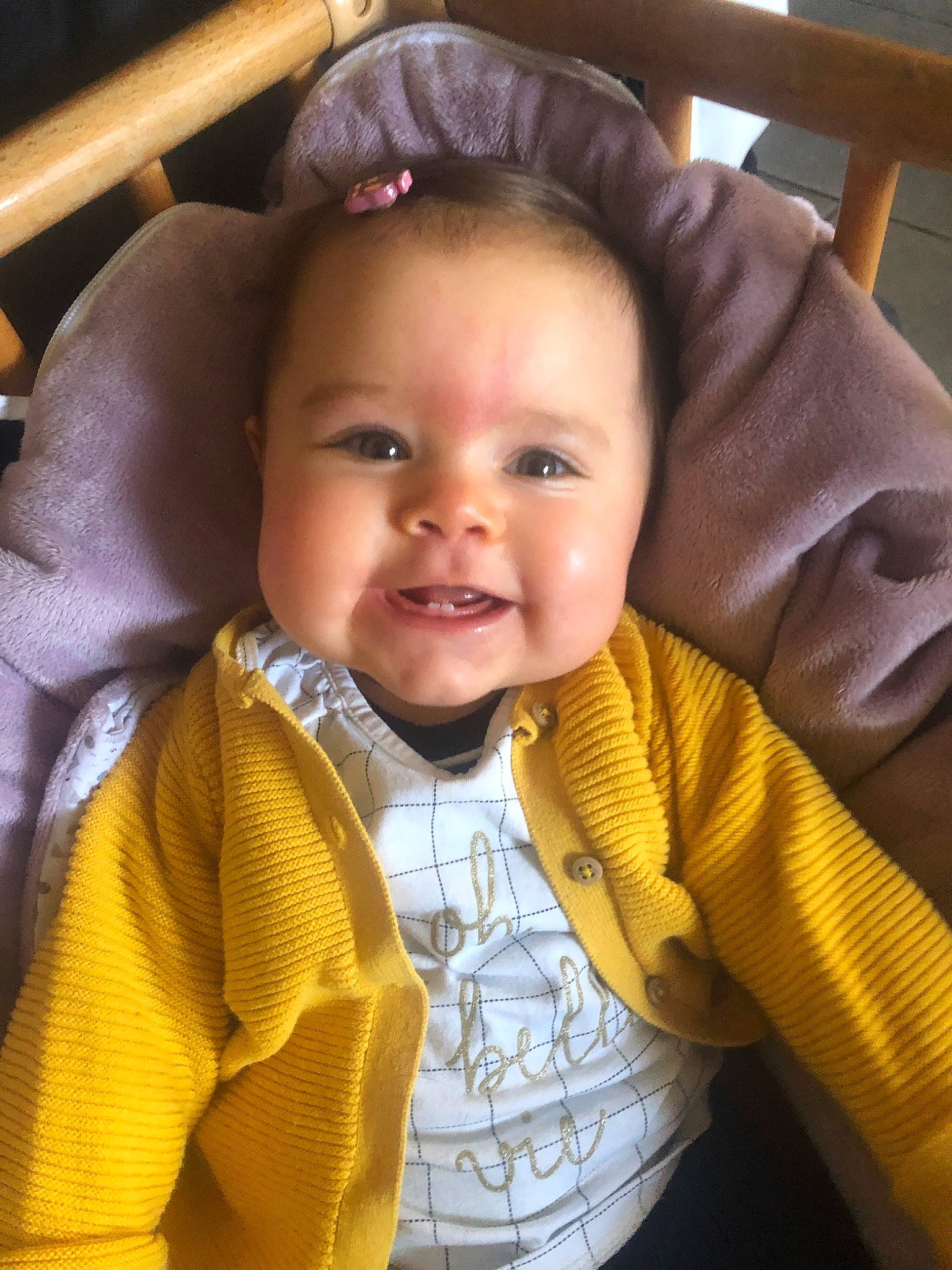 Alix a rejoint le concours — aidez-le/la à gagner de superbes lots ! baby, cheek, child, ear, eye, face, forehead, head, nose, outerwear, person, skin, smile, toddler