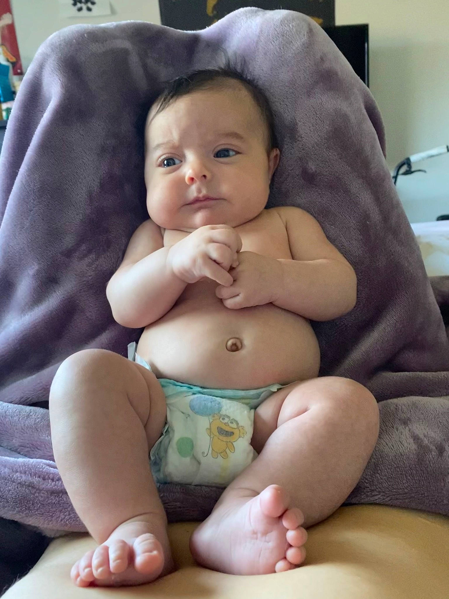 Eliza is registered to the contest to win money with this photo: arm, baby, cheek, chest, comfort, face, finger, hand, head, human_body, iris, joint, leg, mouth, muscle, person, skin, stomach, thigh, thumb