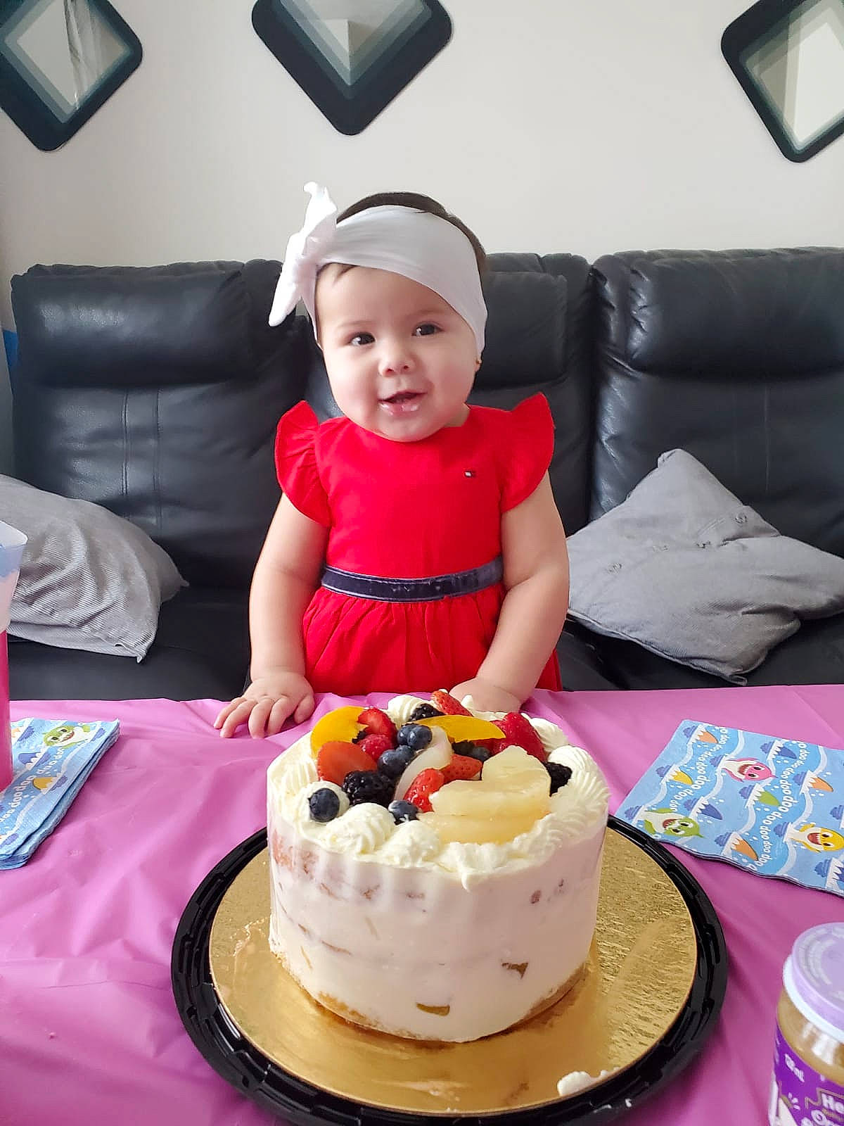 Charlotte is registered to the contest to win money with this photo: baked_goods, baking, birthday, birthday_cake, buttercream, cake, cake_decorating, cream, cuisine, dessert, dish, fondant, food, headwear, icing, pasteles, pavlova, person, sugar_paste, sweetness