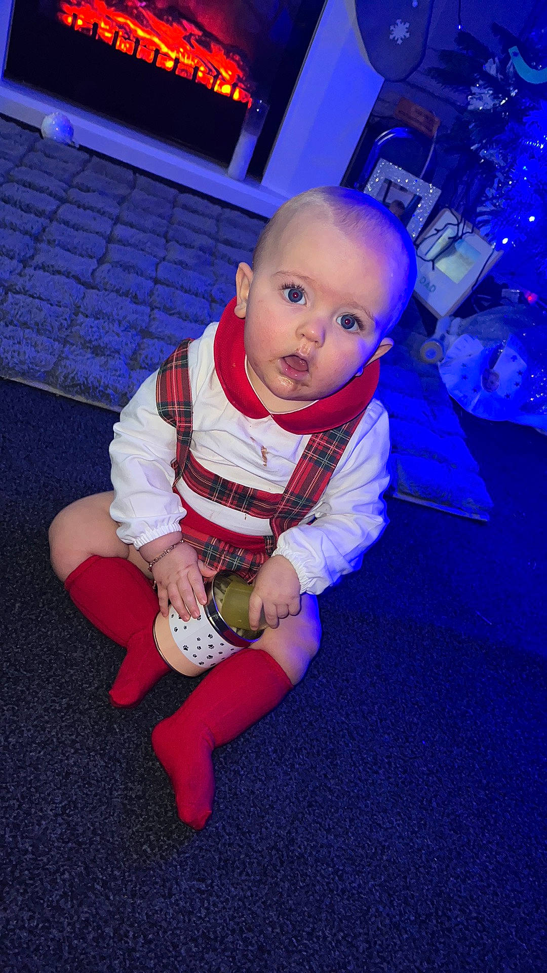 Scot-tony joined the competition — help win amazing prizes! baby, baby_toddler_clothing, blue, carmine, child, electric_blue, event, flash_photography, flooring, foot, fun, happy, human_leg, knee, magenta, person, purple, sock, surprise, t_shirt