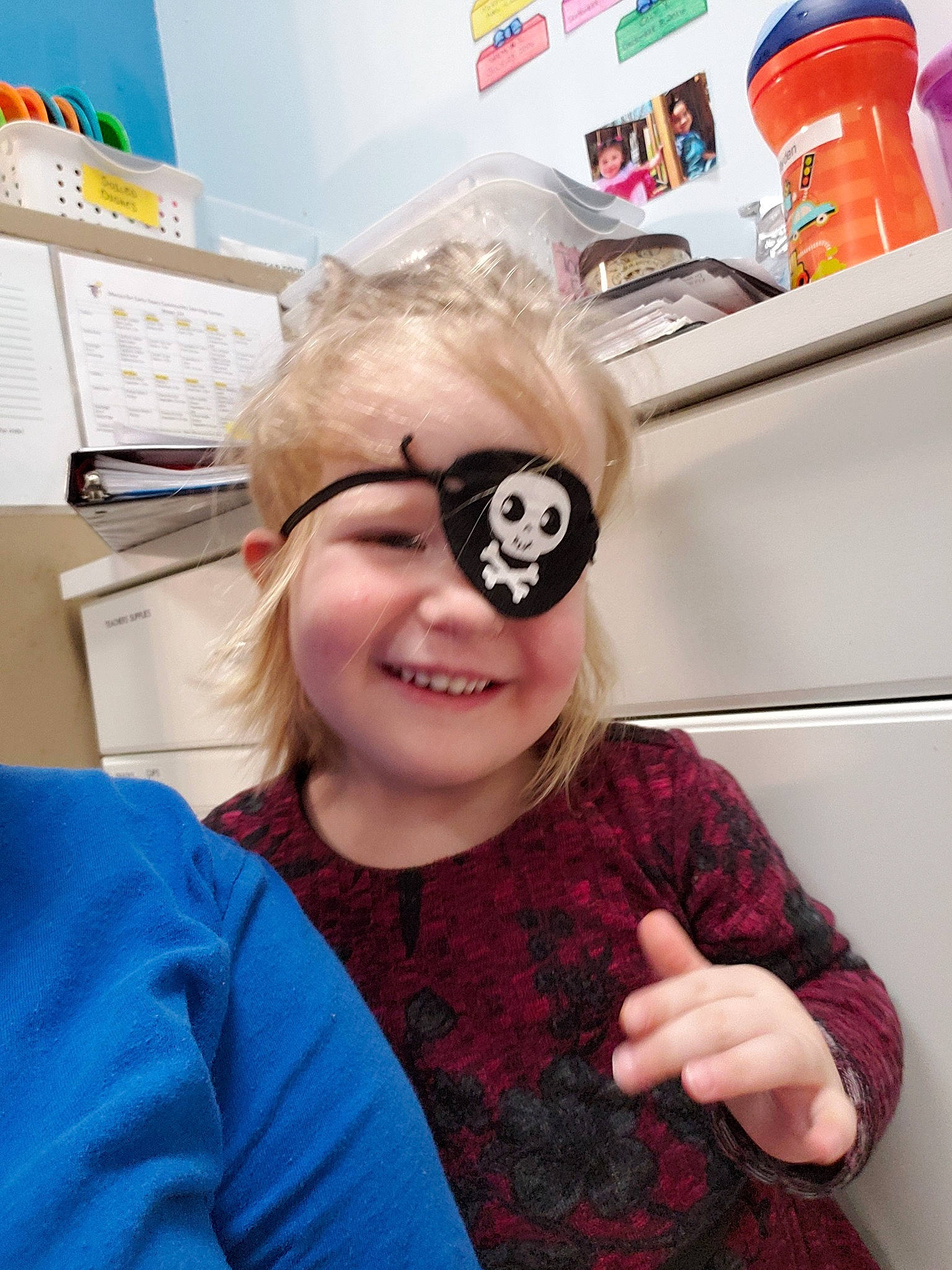 Lyra is registered to the contest to win money with this photo: cool, ear, eyewear, fun, glasses, person, photography, selfie, smile, vision_care