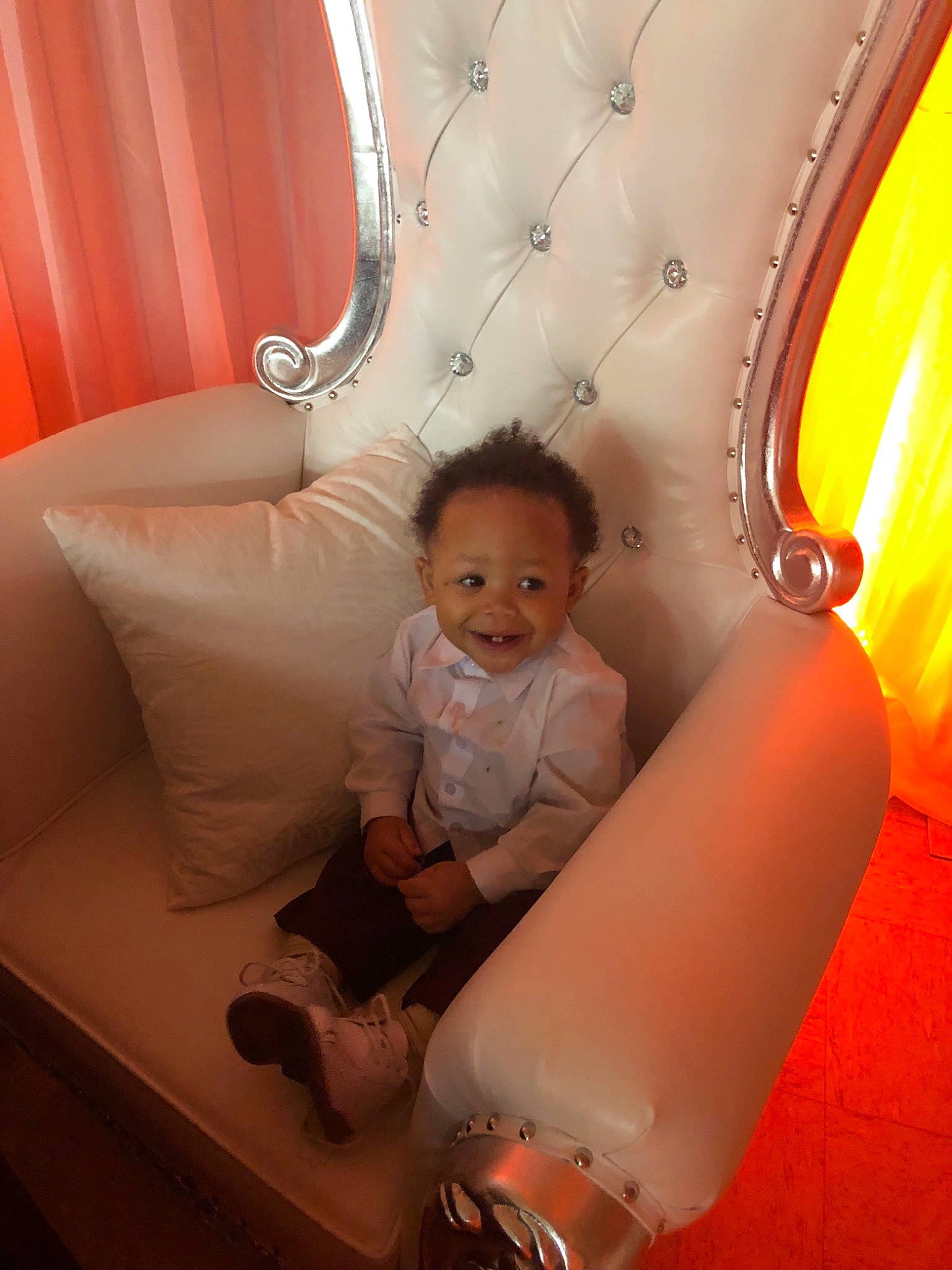 Jamir is registered to the contest to win money with this photo: child, comfort, joy, person, room, toddler