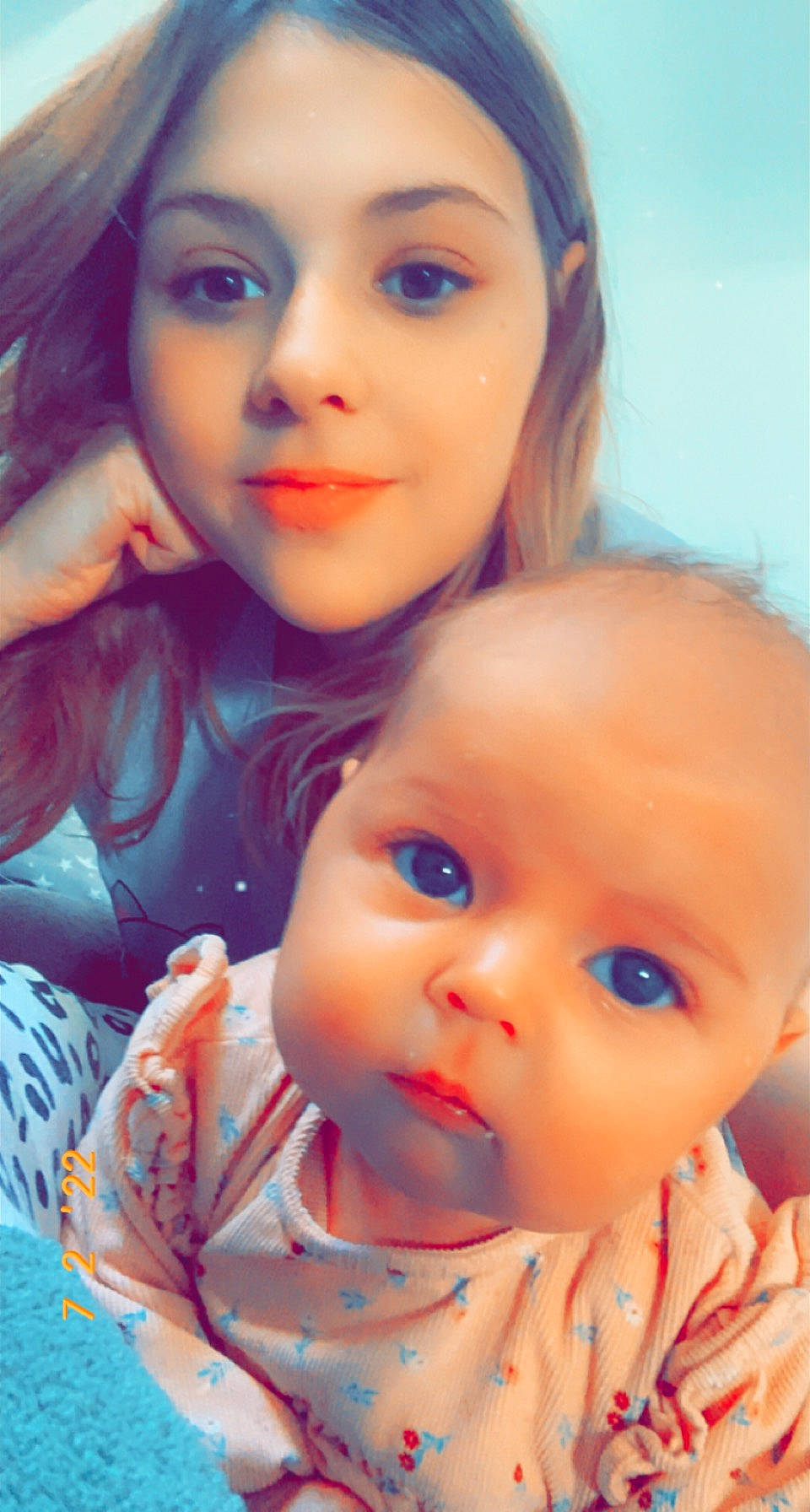 Maya participe au concours pour gagner de l'argent avec cette photo : cheek, chin, eye, eyebrow, eyelash, face, facial_expression, forehead, hair, hairstyle, happy, head, human, iris, joy, lip, mouth, nose, organ, person