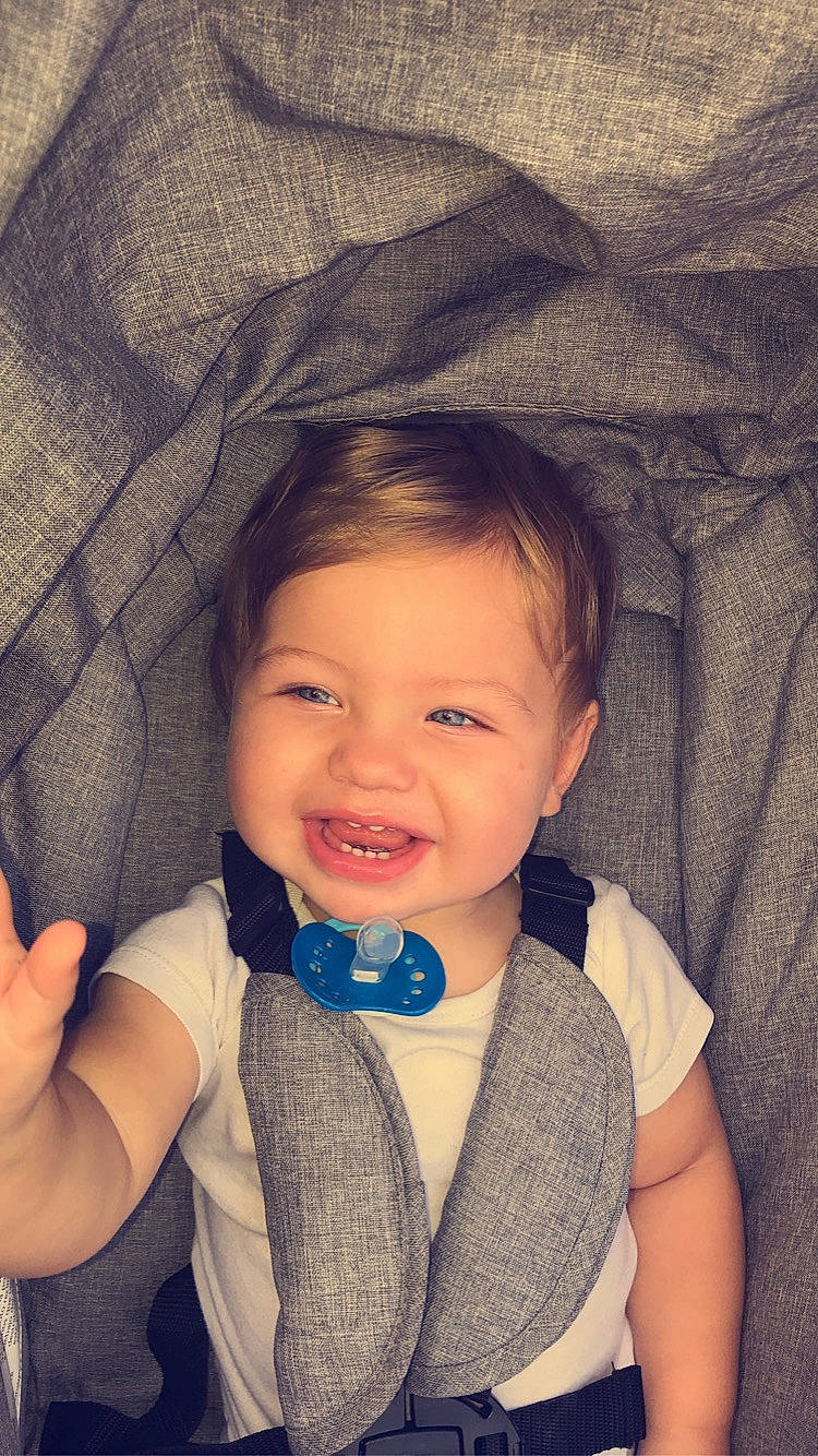 Brycen is registered to the contest to win money with this photo: arm, cheek, chin, cloud, eye, eyebrow, eyelash, face, hairstyle, hand, head, joy, lip, mouth, nose, organ, outerwear, person, product, skin