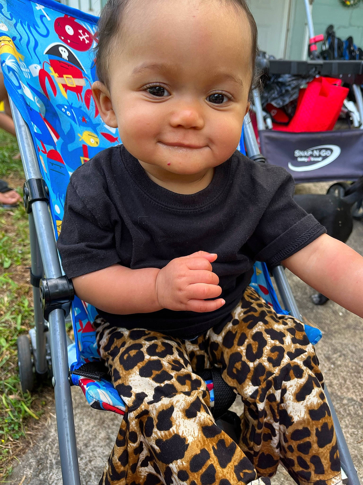 Mayleigh joined the competition — help win amazing prizes! baby, baby_toddler_clothing, backpack, black, child, city, electric_blue, fun, giraffidae, head, joy, luggage_and_bags, person, photograph, skin, sleeve, smile, snapshot, terrestrial_animal, toddler