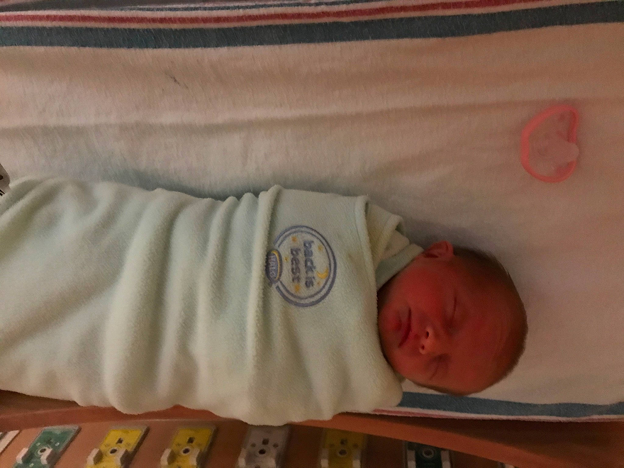 Aroura is registered to the contest to win money with this photo: baby, beige, child, person, product