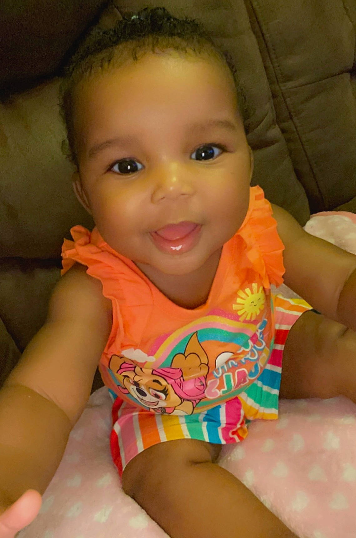 Solana is registered to the contest to win money with this photo: arm, cheek, chin, eye, face, happy, head, human_body, iris, joint, joy, leg, lip, mouth, muscle, neck, nose, organ, person, skin