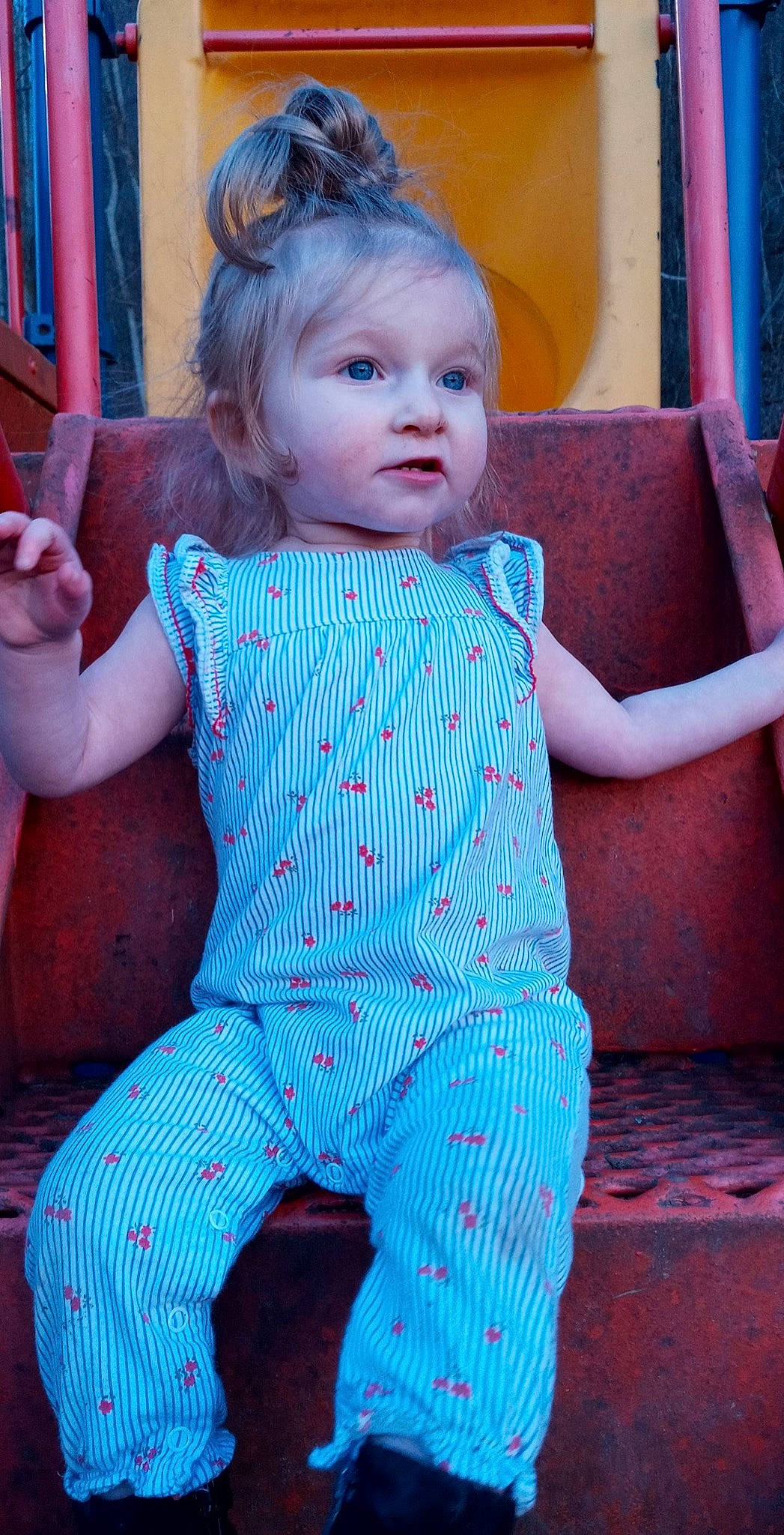 Sophia is registered to the contest to win money with this photo: arm, azure, baby_toddler_clothing, blue, dress, eye, face, hair, hairstyle, hand, head, human_body, joint, leg, neck, organ, person, product, skin, textile