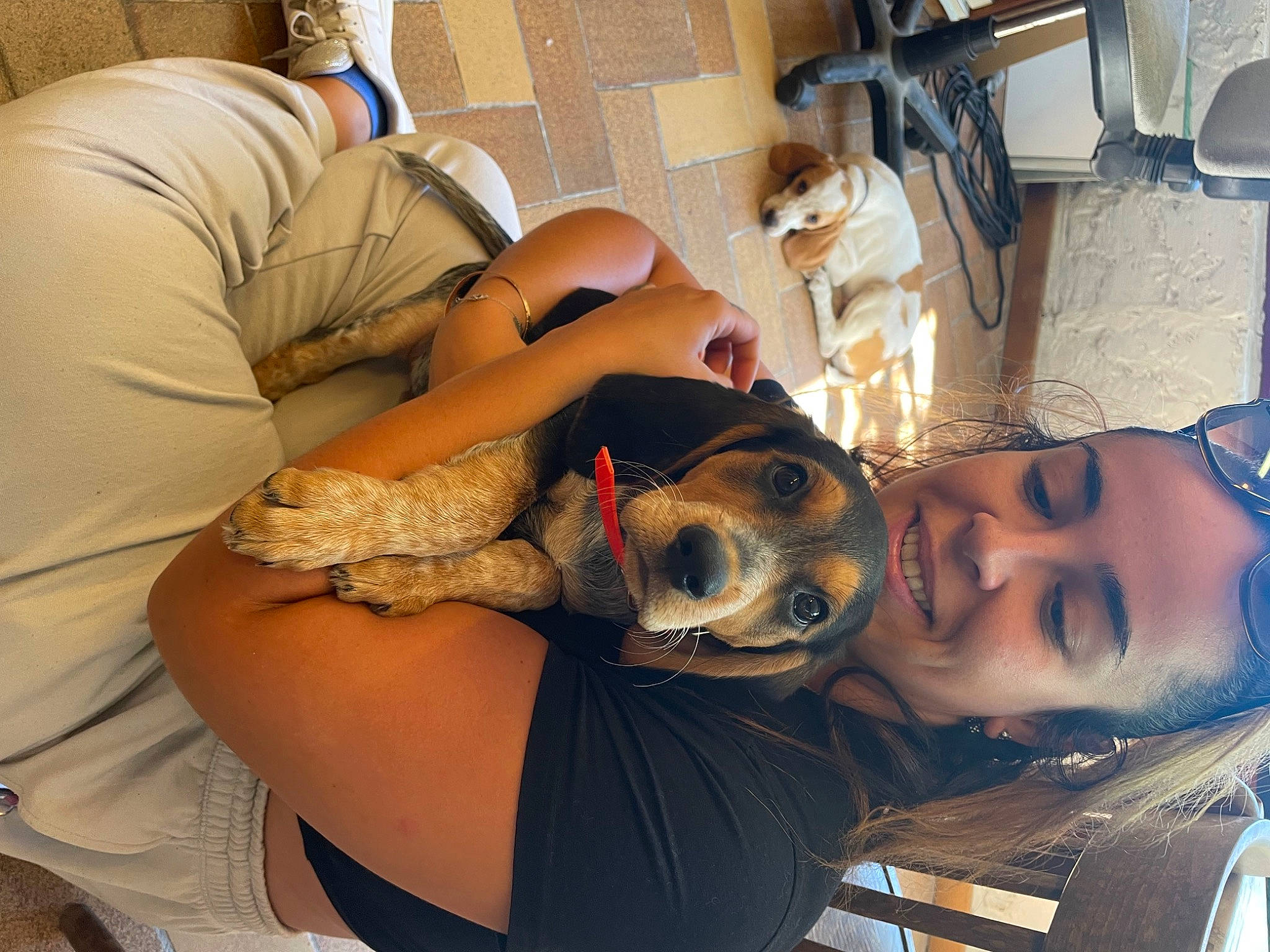 Charly participe au concours pour gagner de l'argent avec cette photo : beard, black_hair, child, ear, elbow, event, eyelash, eyewear, fun, human_leg, jaw, medical_procedure, mouth, neck, room, selfie, service, tattoo, tattoo_artist, vision_care