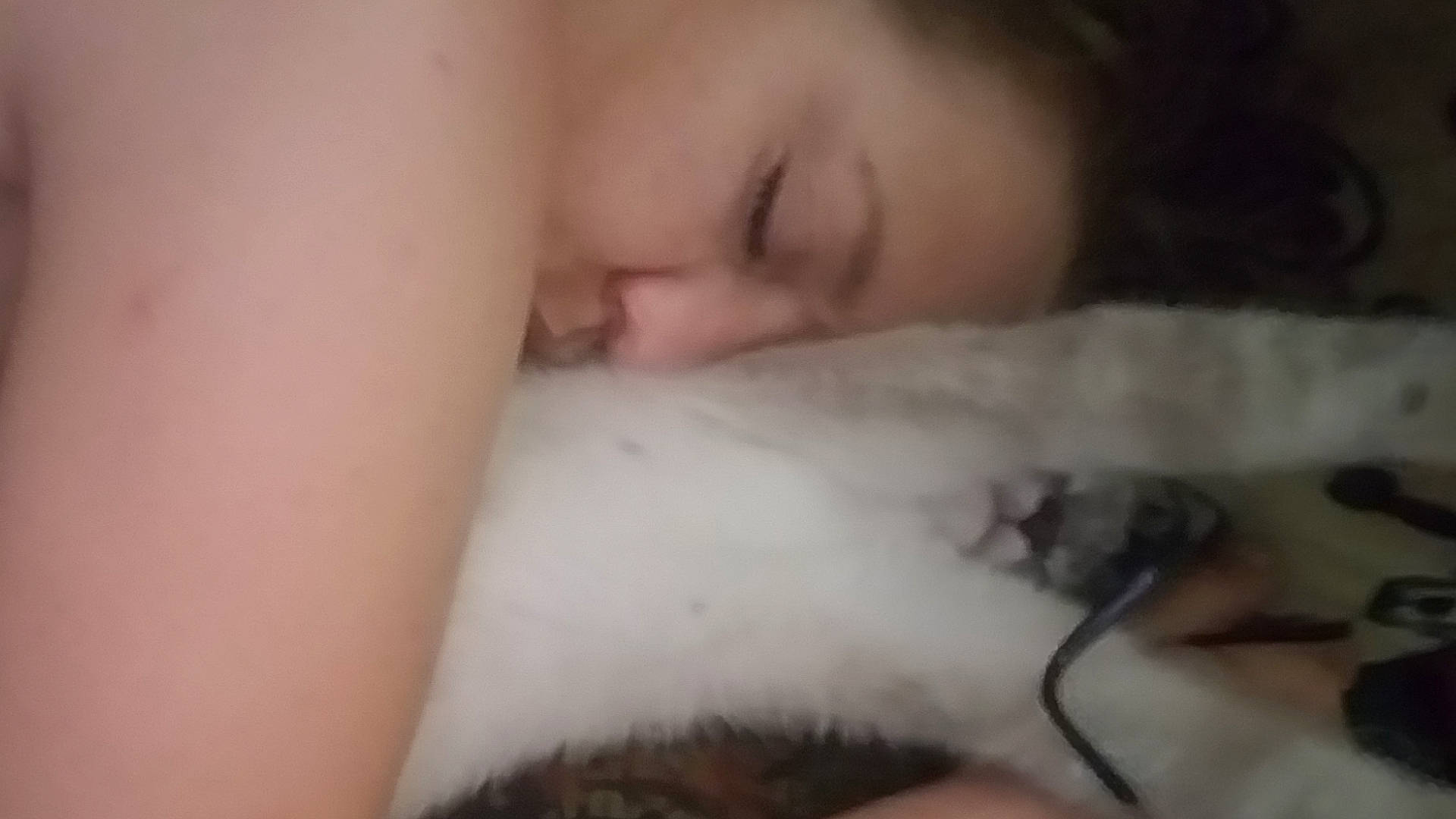 Hunter is registered to the contest to win money with this photo: arm, beard, comfort, ear, eyebrow, eyelash, felidae, forehead, gesture, hair, hand, head, human_body, iris, jaw, lip, mouth, neck, nose, skin