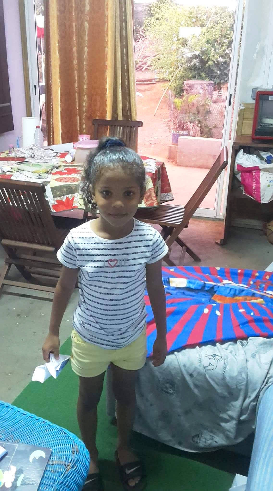 Kynaya a rejoint le concours — aidez-le/la à gagner de superbes lots ! child, day, girl, person, play, product, recreation, toddler, vacation