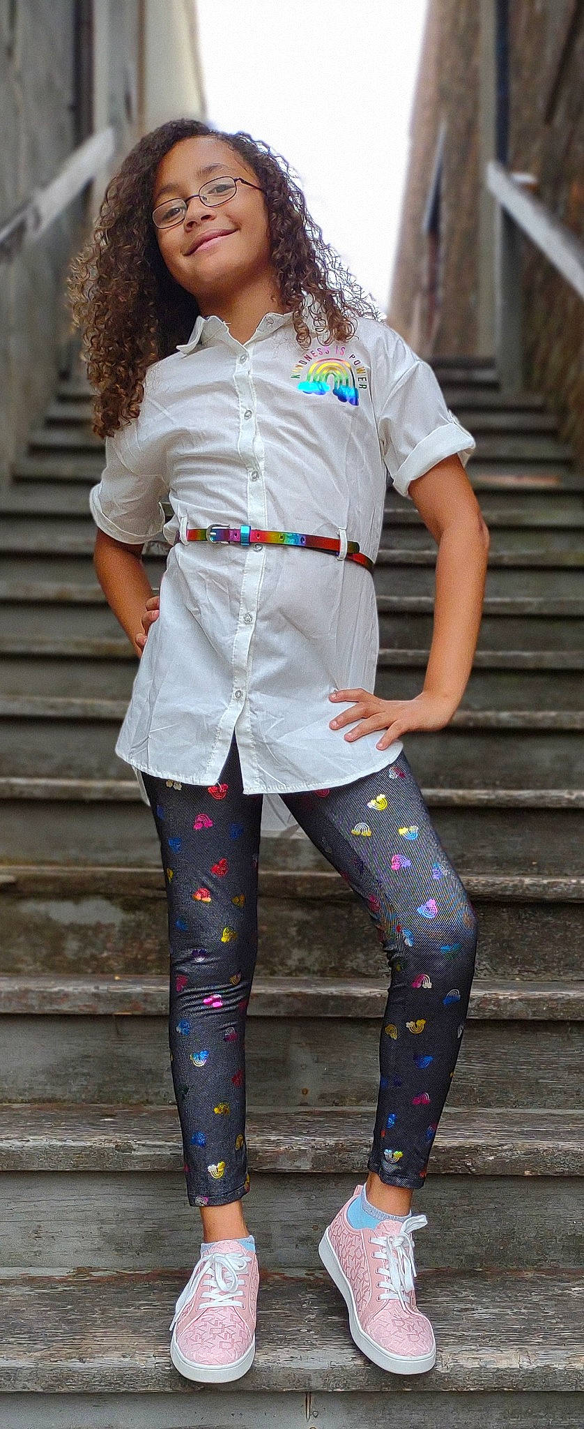 Parris is registered to the contest to win money with this photo: black, blazer, cool, eyewear, fashion_design, grey, joint, joy, knee, neck, person, pink, purple, shoulder, sleeve, sportswear, street_fashion, sunglasses, t_shirt, textile