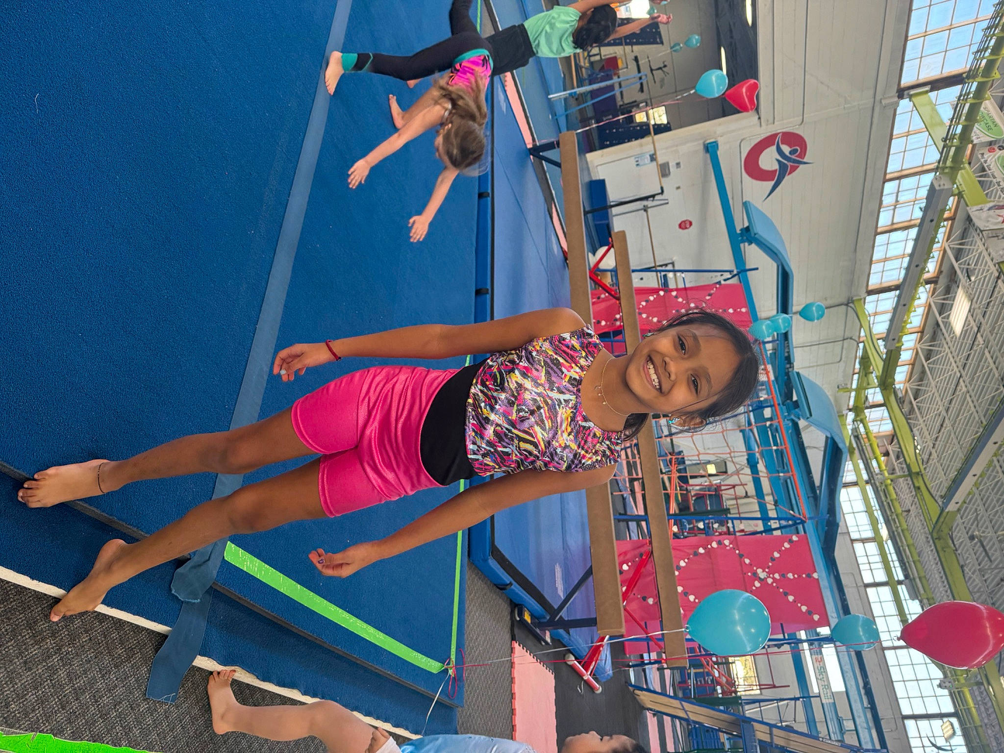 Avishka is registered to the contest to win money with this photo: art, artist, electric_blue, entertainment, event, fashion_design, fun, human_leg, joy, leisure, magenta, performance, performance_art, performing_arts, person, public_event, recreation, sandal, smile, thigh