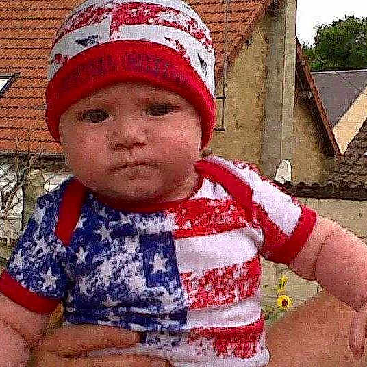 Kylian participe au concours pour gagner de l'argent avec cette photo :