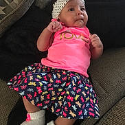 Kailani Santiago is registered to the contest to win money with this photo: child, hand, image, infant, interaction, leg, organ, person, pink, toddler