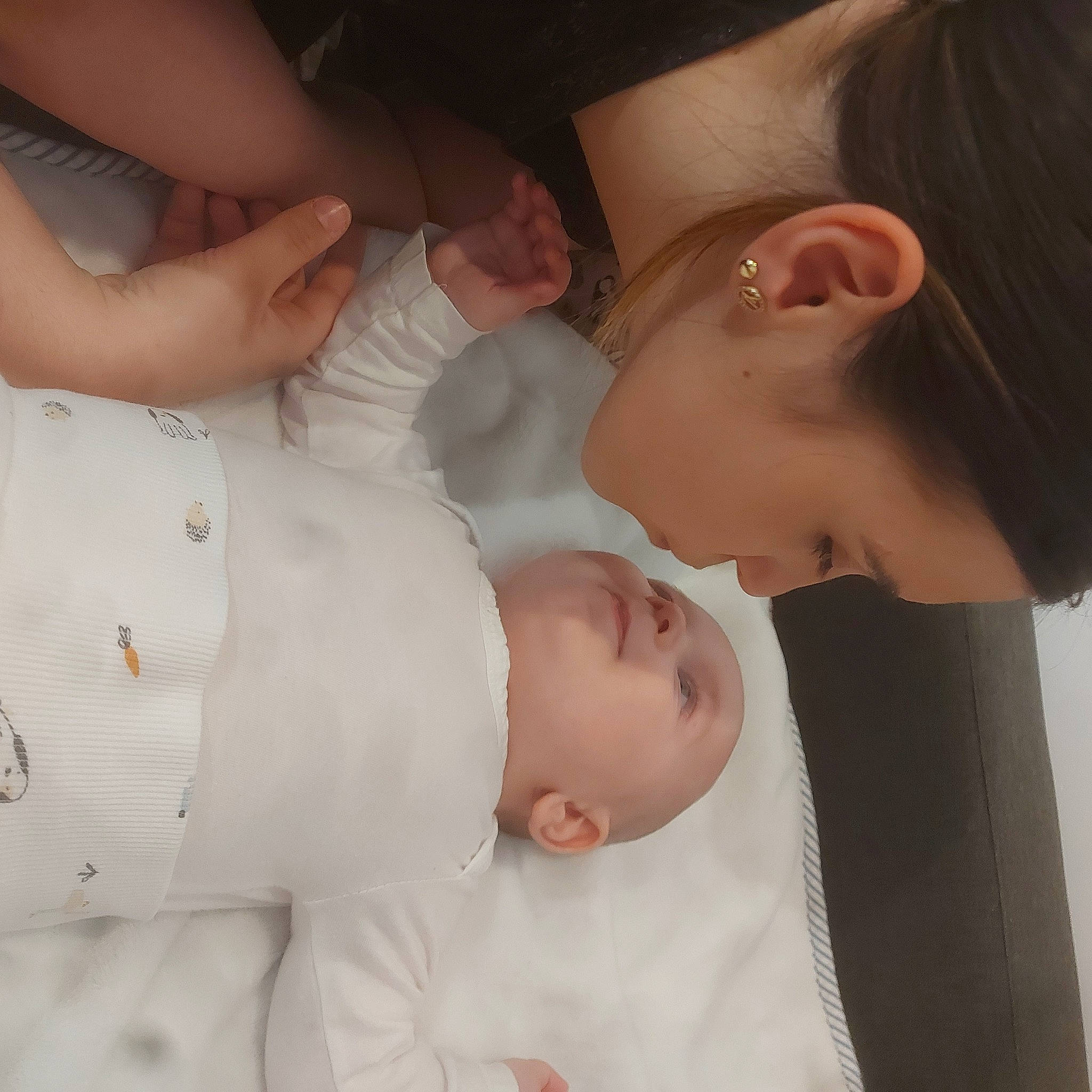 Patrick Illan Georges participe au concours pour gagner de l'argent avec cette photo : abdomen, baby, baby_toddler_clothing, cheek, chest, comfort, elbow, eyelash, gesture, happy, human_body, mouth, nail, neck, nose, pattern, person, skin, sleeve, thumb