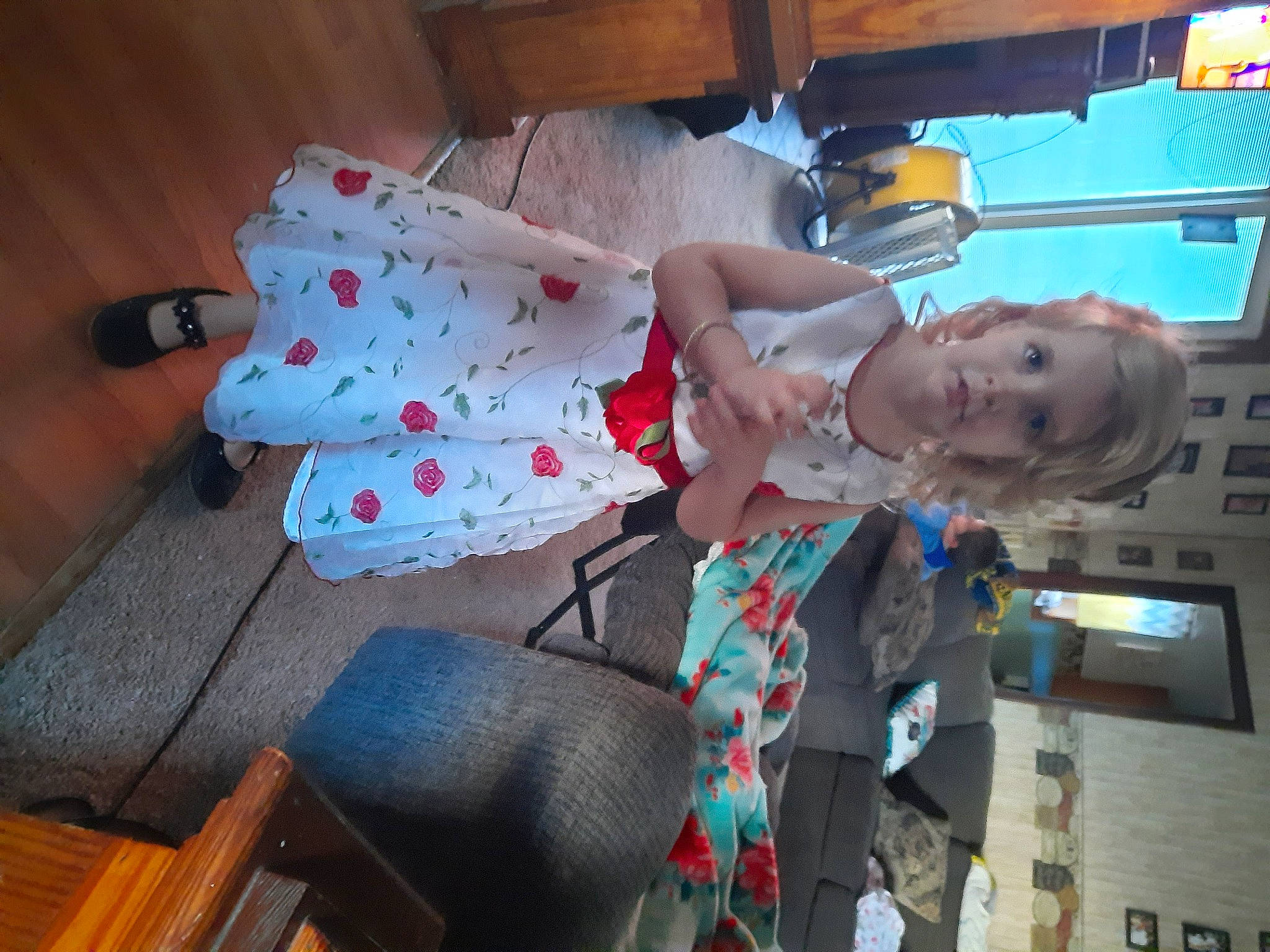 Rayna is registered to the contest to win money with this photo: baby, baby_toddler_clothing, child, elbow, event, flesh, fun, happy, human_leg, party, pattern, person, room, smile, thigh, toddler