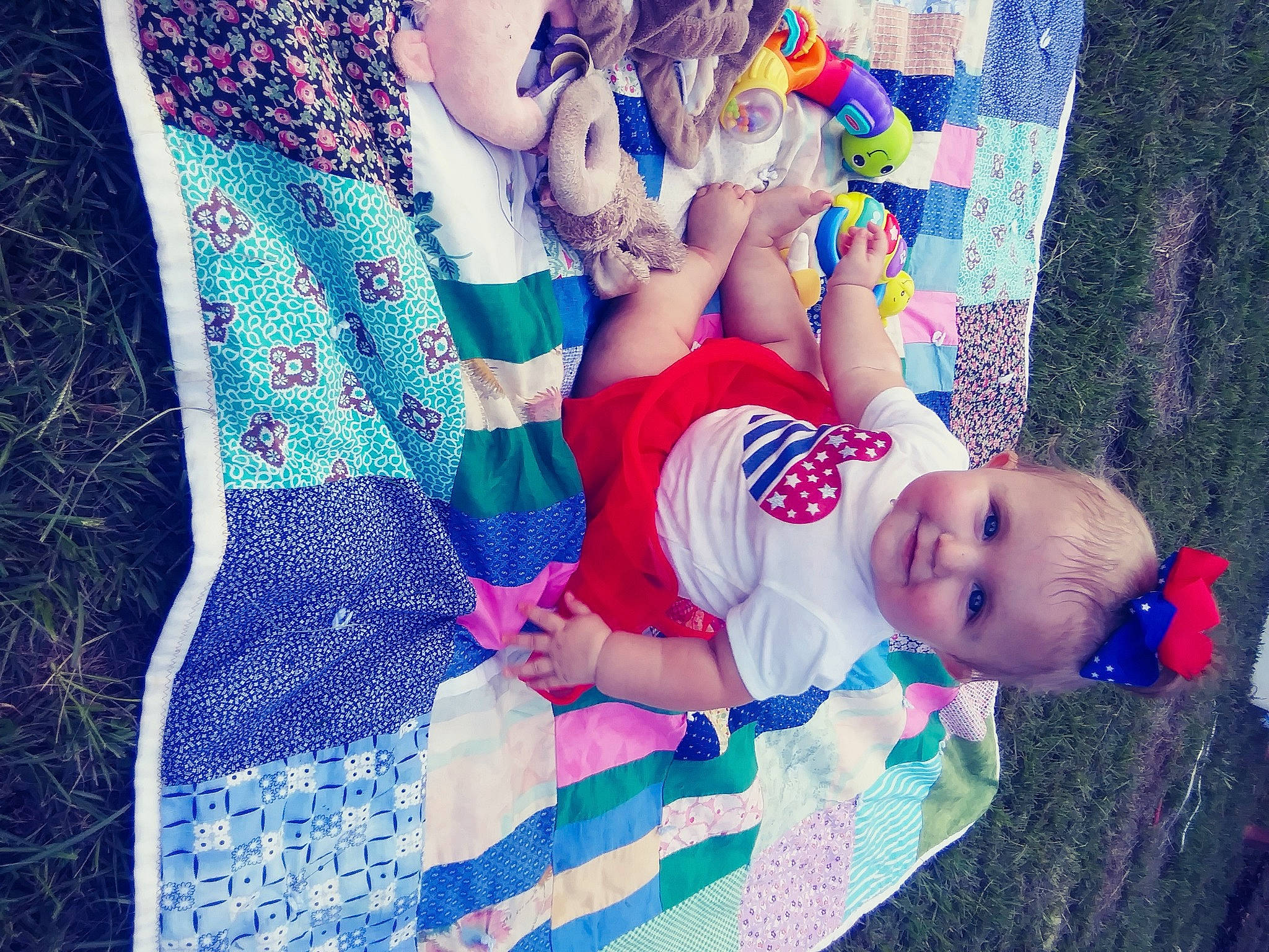 Harlie is registered to the contest to win money with this photo: beauty, child, cool, fashion, fun, hand, happy, interaction, joy, leg, love, person, photography, play, product, selfie, sky, smile, summer, textile