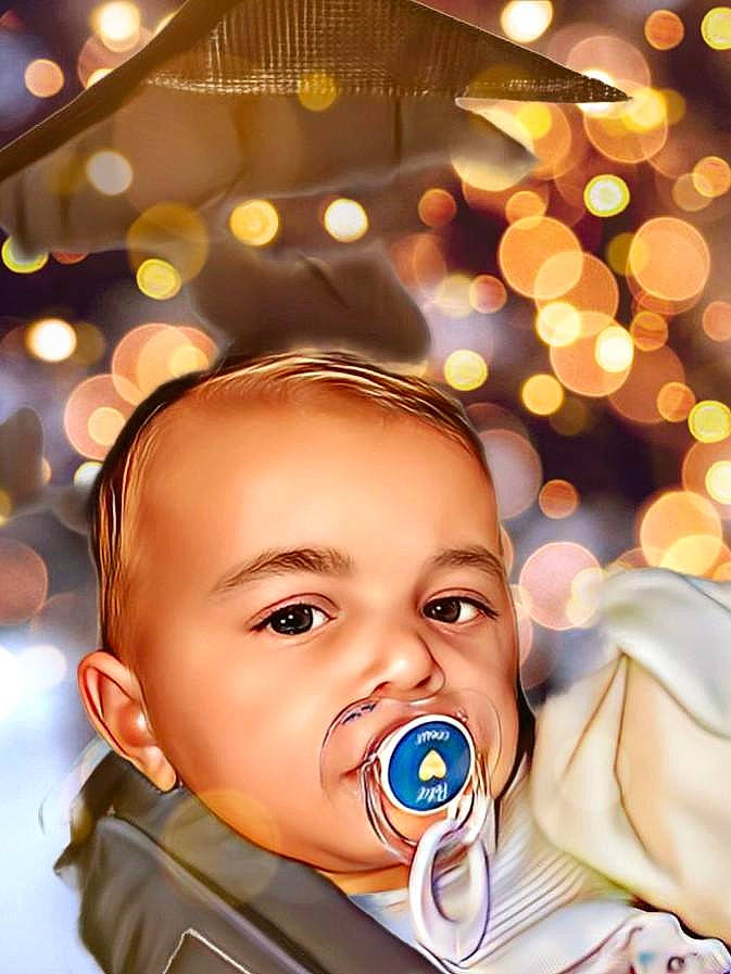 Thiago a rejoint le concours — aidez-le/la à gagner de superbes lots ! cheek, chin, cool, ear, eyelash, finger, flash_photography, fun, gesture, happy, human, light, lighting, nose, people, people_in_nature, person, photograph, smile, toddler