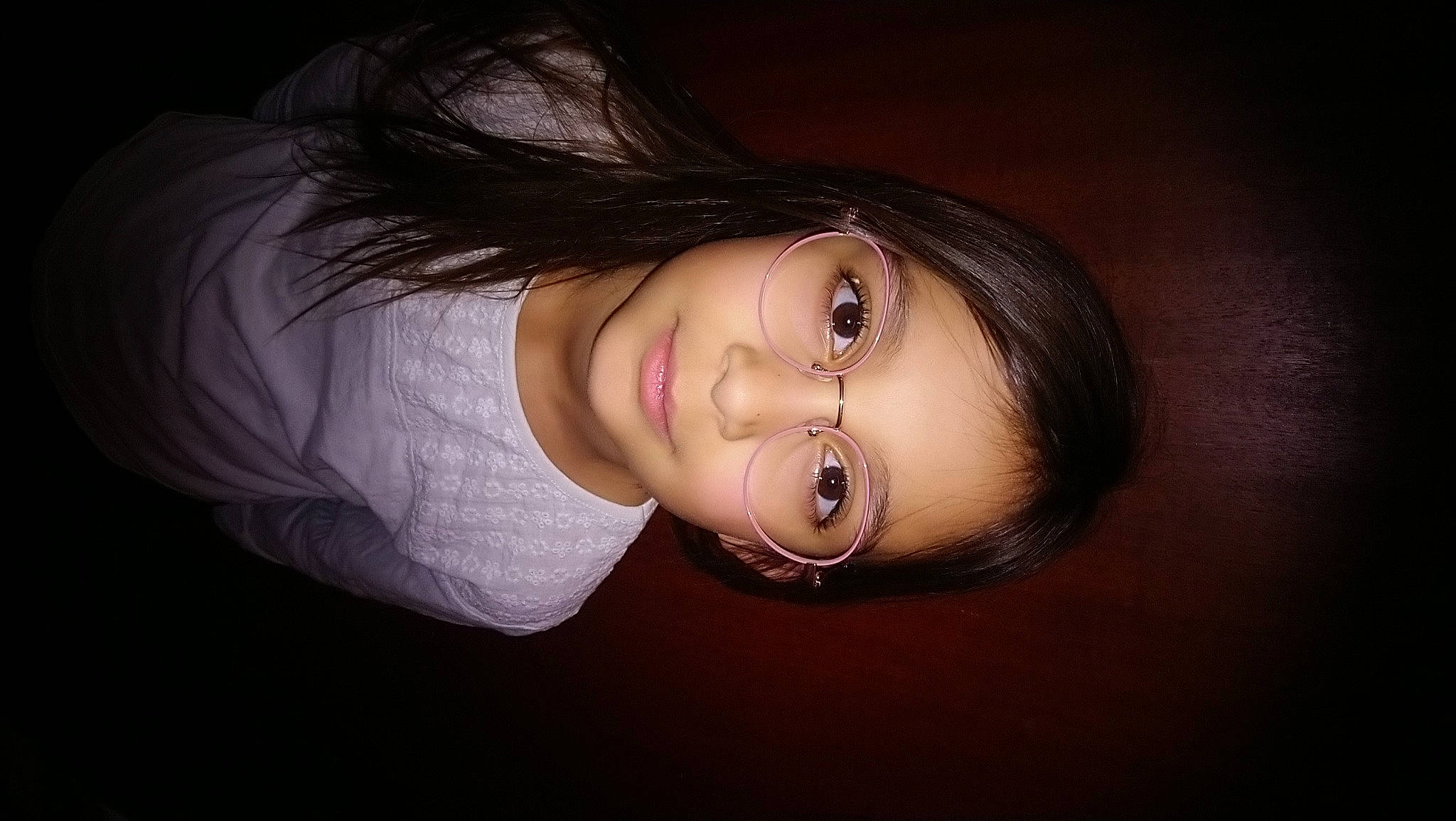 Oceane participe au concours pour gagner de l'argent avec cette photo : beauty, black_hair, cheek, chin, close_up, eye, eyebrow, face, facial_expression, flash_photography, forehead, hair, hairstyle, head, lip, mouth, nose, person, photography, skin