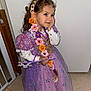 Camélya participe au concours pour gagner de l'argent avec cette photo : child, girl, princess, dress, purple, costume, crown, headband, wand, flowers, garland, indoor, smile, pose, young, cute, happy, long_hair, play, pretend