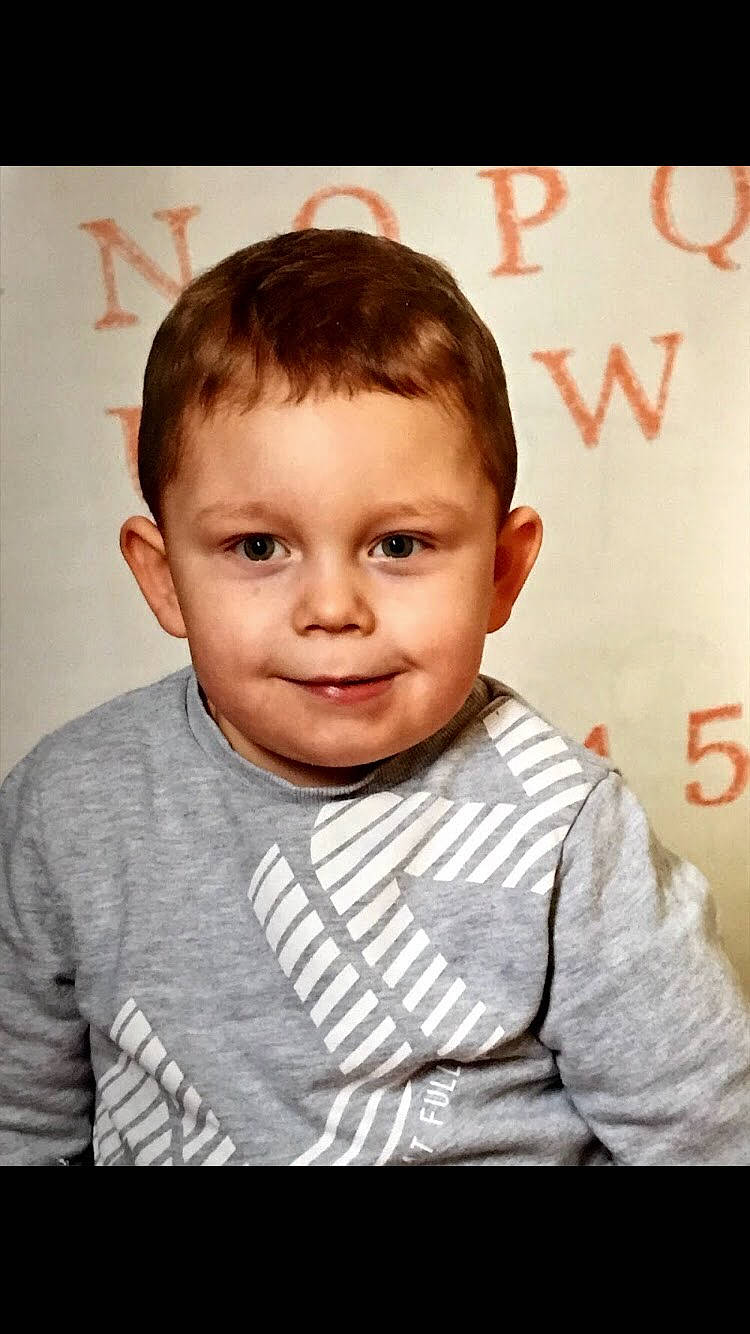 Mattéo a rejoint le concours — aidez-le/la à gagner de superbes lots ! baby, baby_toddler_clothing, cheek, child, chin, clothing, eyelash, flash_photography, forehead, hairstyle, happy, joy, nose, person, photo_caption, photograph, portrait, portrait_photography, sleeve, smile