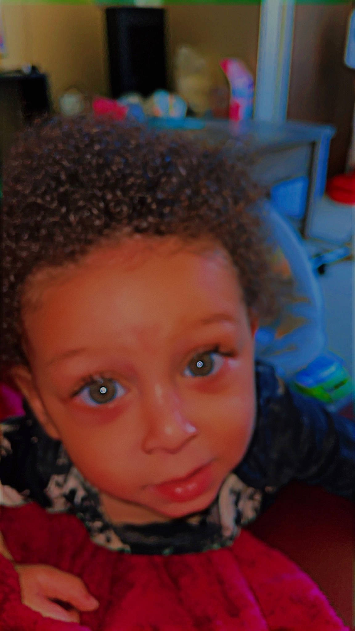 Quran is registered to the contest to win money with this photo: afro, black_hair, cheek, chin, ear, eye, eyebrow, eyelash, forehead, fun, hairstyle, happy, iris, jheri_curl, lip, mouth, nose, person, ringlet, skin