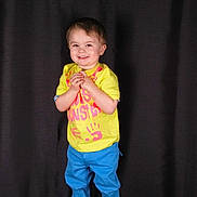 Dale is registered to the contest to win money with this photo: