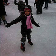 Alycia participe au concours pour gagner de l'argent avec cette photo :