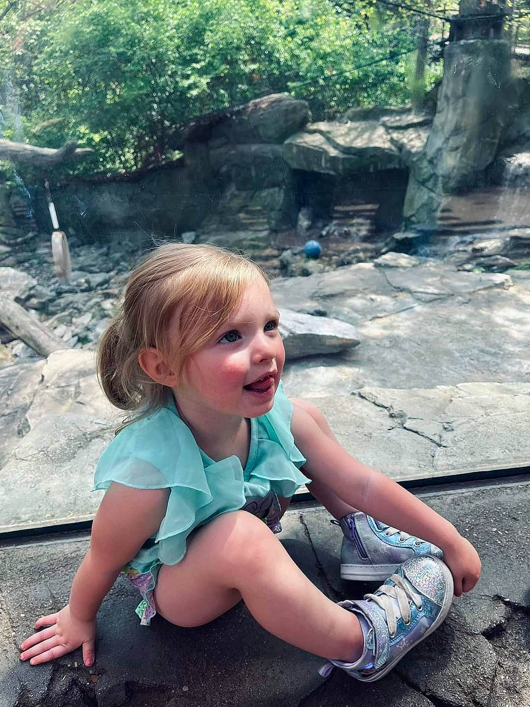 Braelynn is registered to the contest to win money with this photo: beauty, bedrock, botany, fawn, fun, grass, happy, landscape, leaf, leisure, nature, people, person, photograph, plant, recreation, smile, summer, toddler, travel