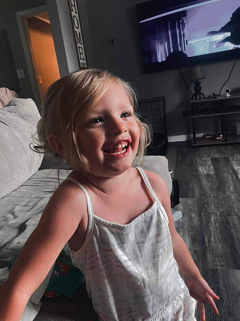 Braelynn joined the competition — help win amazing prizes! arm, blond, child, dress, event, eye, facial_expression, finger, flash_photography, flooring, fun, gesture, happy, joy, mouth, person, picture_frame, shoulder, smile, television