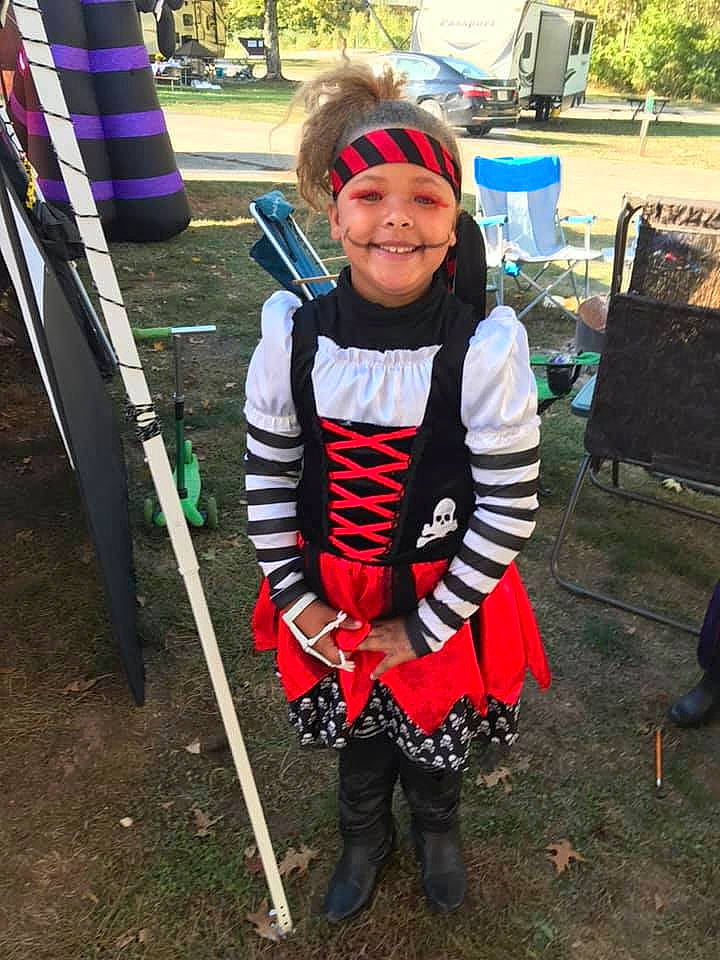 Ashlee joined the competition — help win amazing prizes! child, costume, headwear, joy, person, plant, recreation, tree