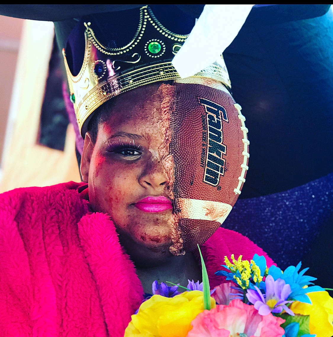 Autumn joined the competition — help win amazing prizes! beard, cool, event, facial_hair, fashion_accessory, flower, happy, person, photography, plant, selfie, smile, tradition, yellow