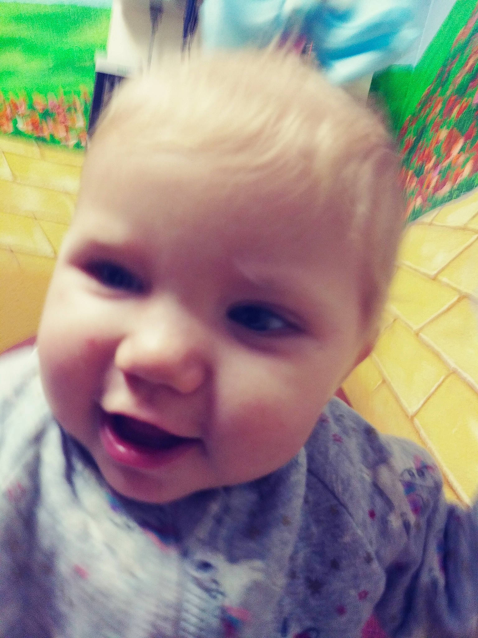 Marylou is registered to the contest to win money with this photo: baby, beauty, cheek, child, chin, cool, eye, eyebrow, face, facial_expression, forehead, hair, hairstyle, head, lip, nose, organ, person, skin, smile