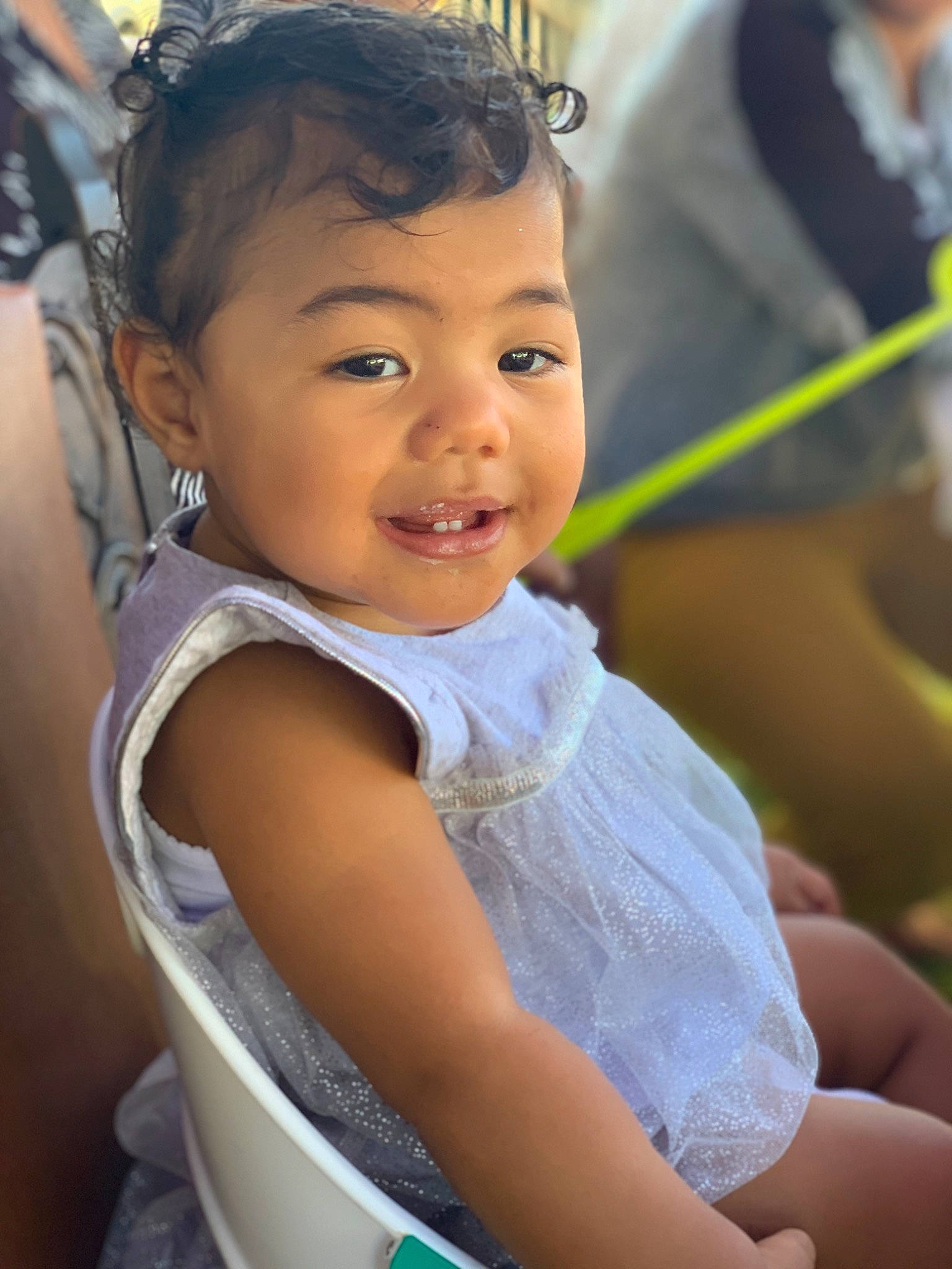 Marie-anne a rejoint le concours — aidez-le/la à gagner de superbes lots ! baby, beauty, cheek, child, child_model, face, facial_expression, fun, happy, neck, person, skin, smile, swing, toddler, vacation