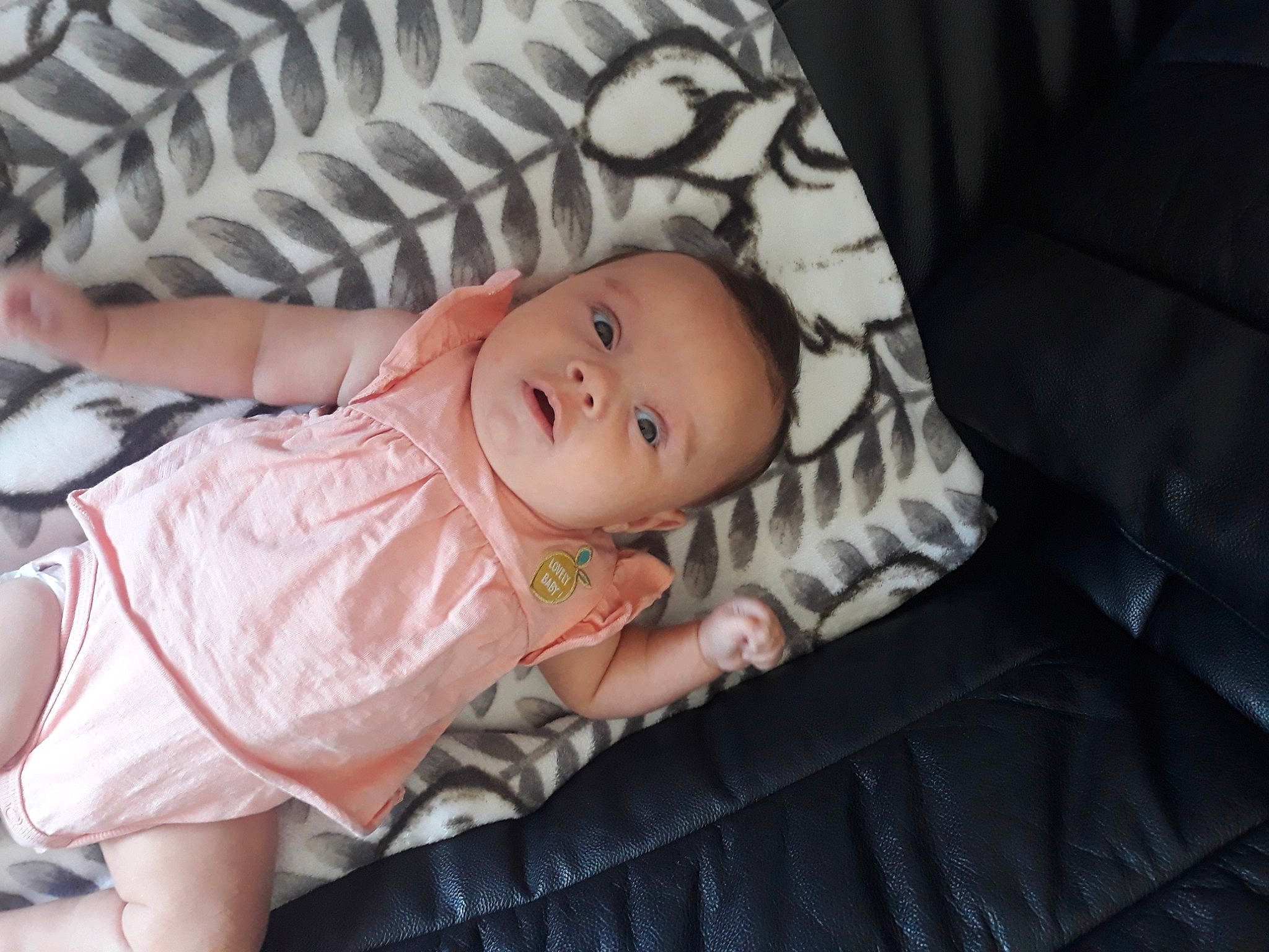 Layanna participe au concours pour gagner de l'argent avec cette photo : baby, child, person, skin, toddler