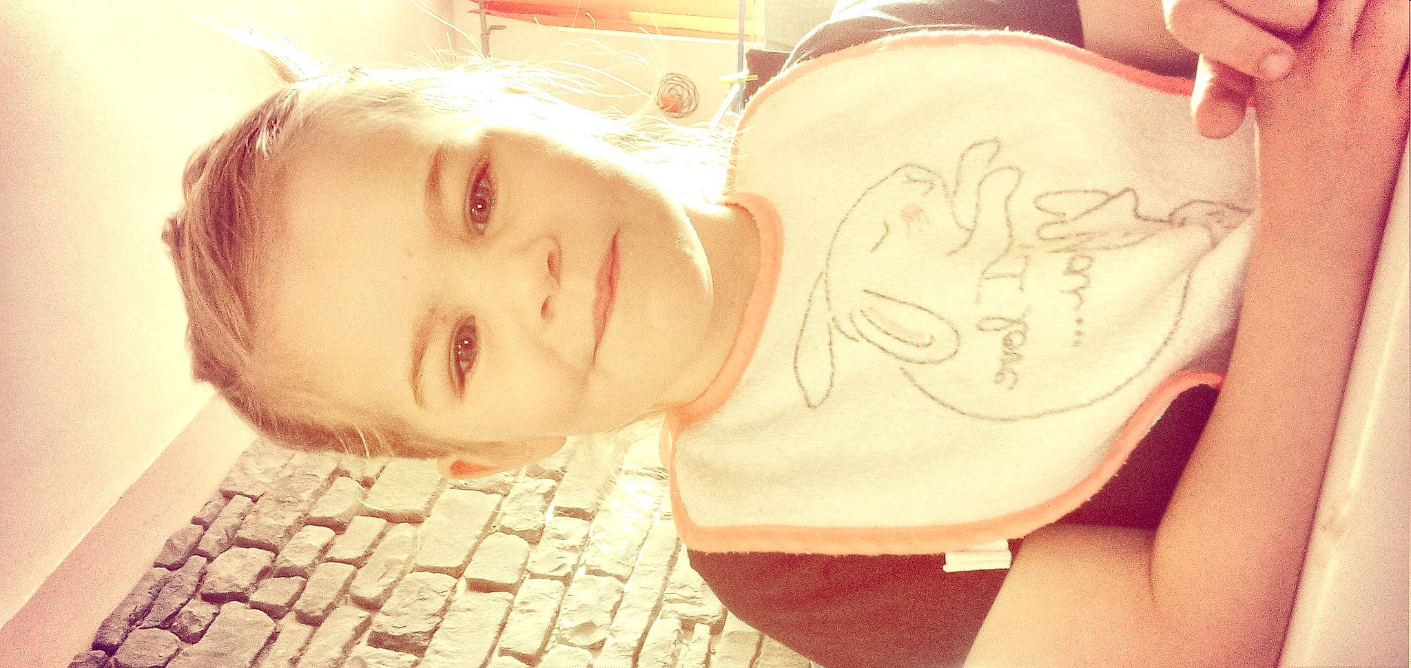 Adrianna participe au concours pour gagner de l'argent avec cette photo : arm, cheek, comfort, eye, eyebrow, eyelash, forehead, hairstyle, human, human_body, joint, lip, mammal, mouth, muscle, neck, nose, organ, person, shoulder