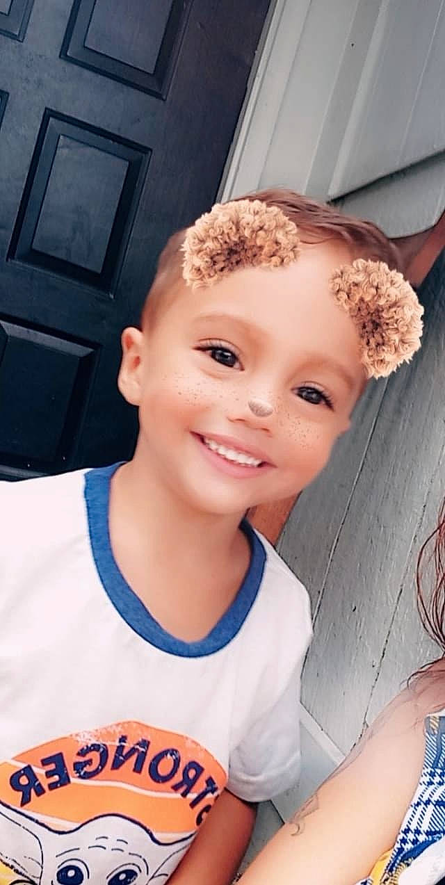 Eduardo is registered to the contest to win money with this photo: cheek, child, child_model, ear, face, forehead, hair, hairstyle, joy, person, photography, smile, toddler