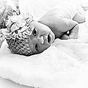 Mélyana a rejoint le concours — aidez-le/la à gagner de superbes lots ! baby, baby_sleeping, birth, black_and_white, child, comfort, monochrome, monochrome_photography, photo_shoot, photograph, photography, portrait_photography, room, sleep, stock_photography, style, white