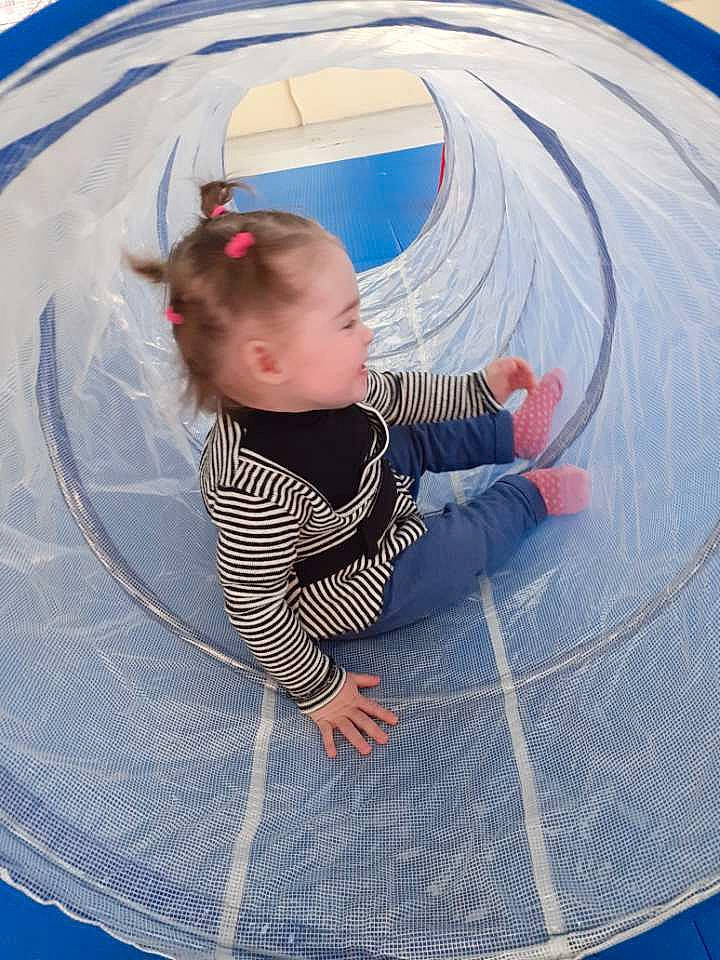 Innaya participe au concours pour gagner de l'argent avec cette photo : baby, baby_products, baby_toddler_clothing, beauty, child, circle, comfort, electric_blue, flooring, fun, grass, leisure, linens, pattern, person, play, sitting, sleeve, t_shirt, textile