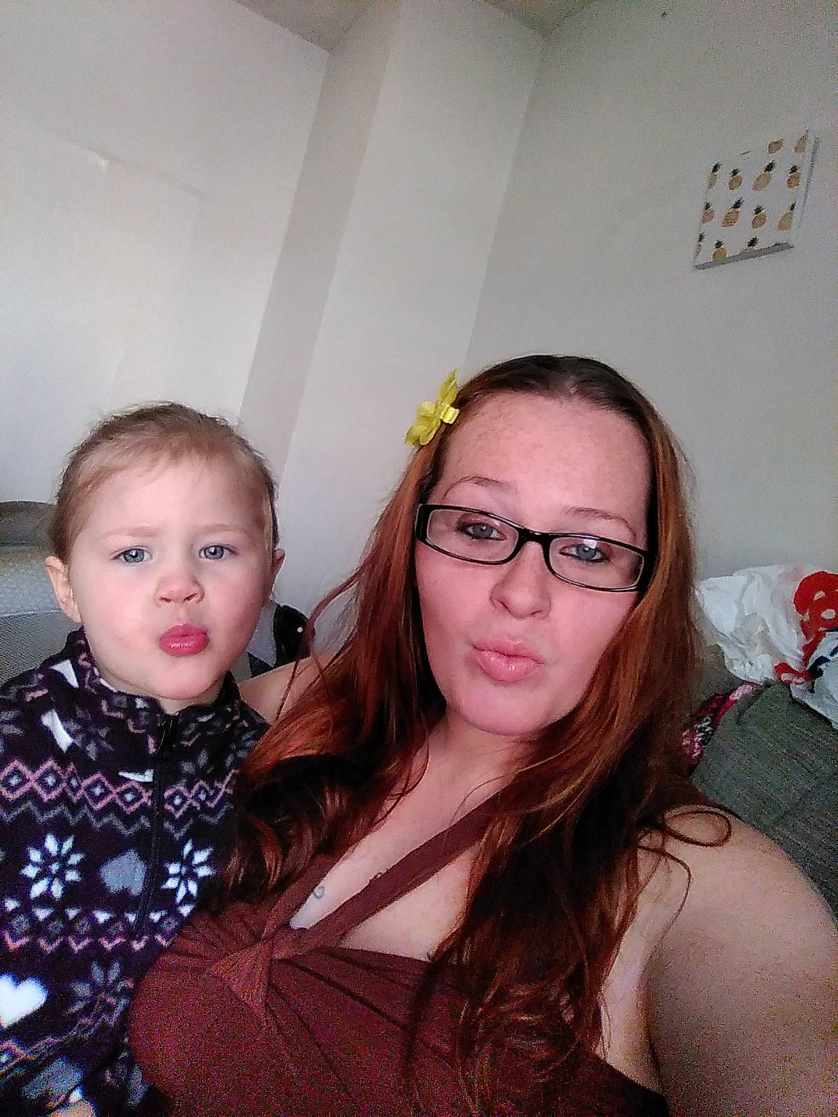 Justice is registered to the contest to win money with this photo: child, daughter, fun, glasses, iris, mother, person, smile, vision_care