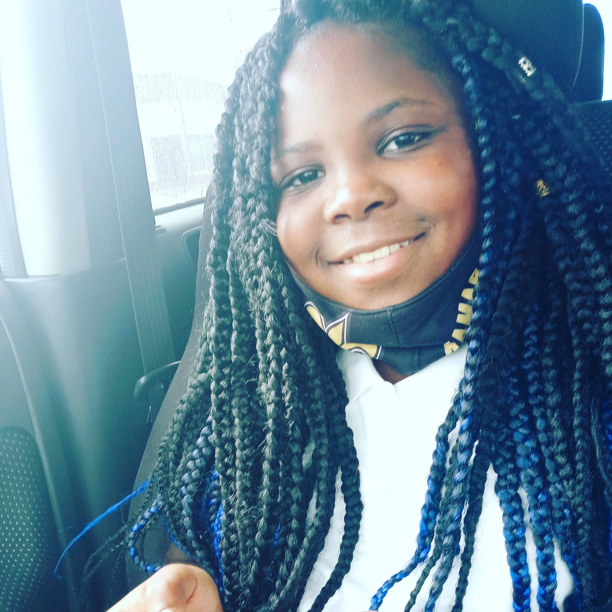 De'Asia is registered to the contest to win money with this photo: black_hair, cool, electric_blue, eyebrow, face, fashion_design, flash_photography, gesture, hair, hairstyle, happy, headgear, jaw, jewellery, joy, lip, long_hair, person, scarf, selfie