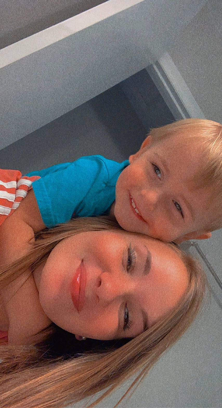 Caden is registered to the contest to win money with this photo: arm, cheek, ear, eyebrow, eyelash, facial_expression, forehead, happy, human_body, iris, jaw, joy, lip, mouth, muscle, neck, nose, person, shoulder, skin